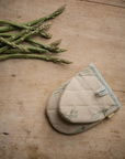 The Vegetable Patch Small Oven Glove | Pea Green