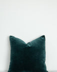 Unari Velvet Cushion | Pine