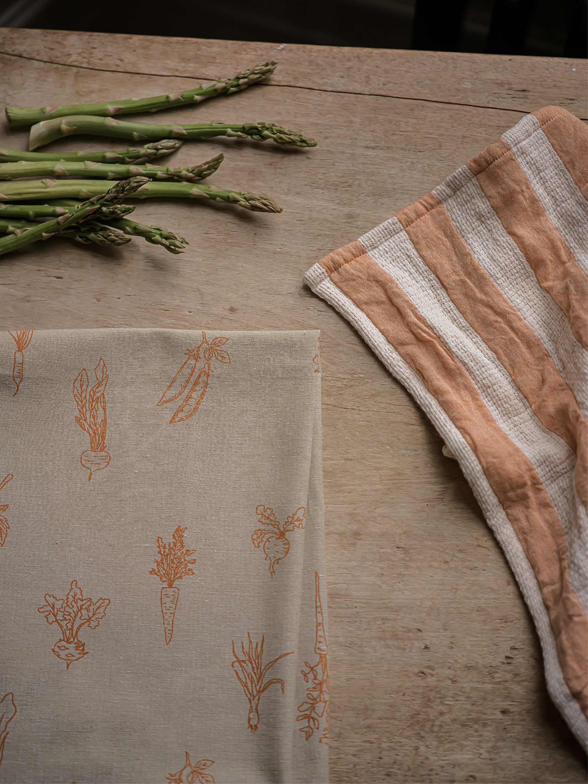 The Vegetable Patch Tea Towel Pack | Carrot