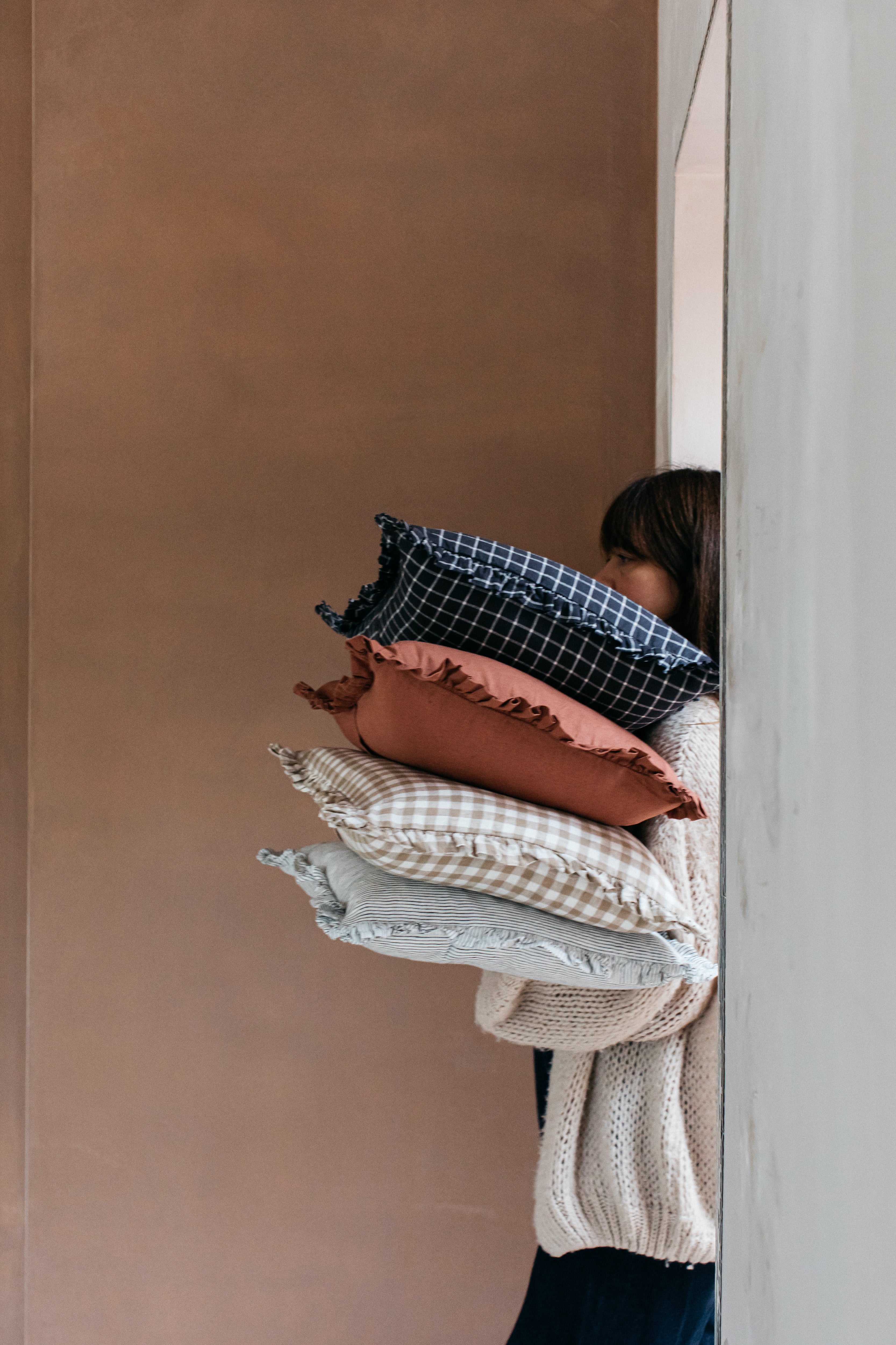 Oli Ruffle Cushion Midnight Grid