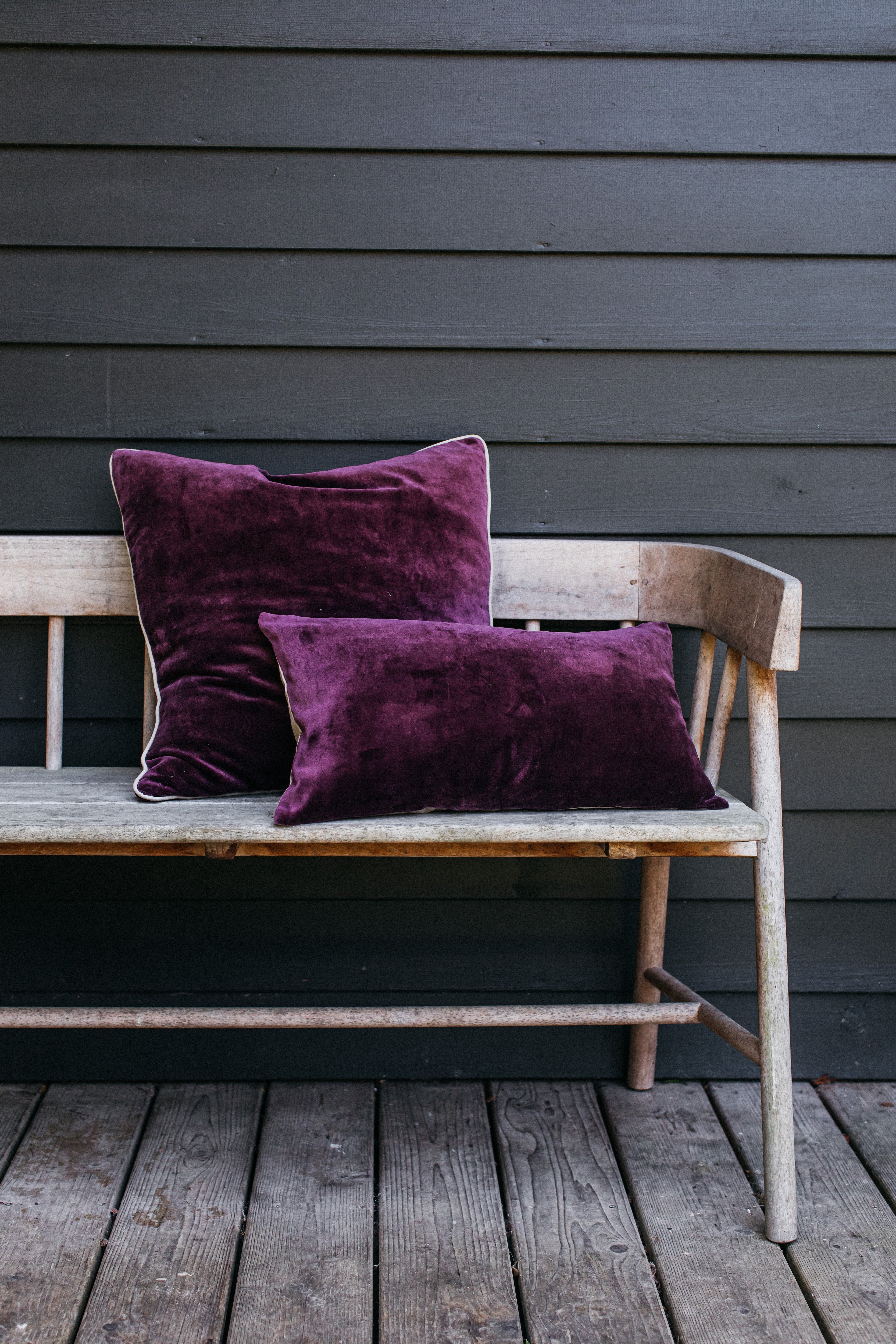 Unari Velvet Cushion | Berry