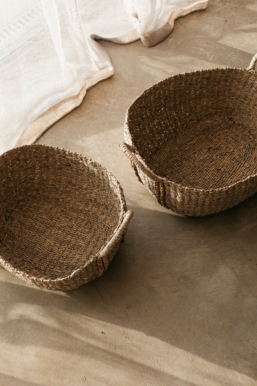 Kurv Oval Seagrass Basket with plaited handles | Large