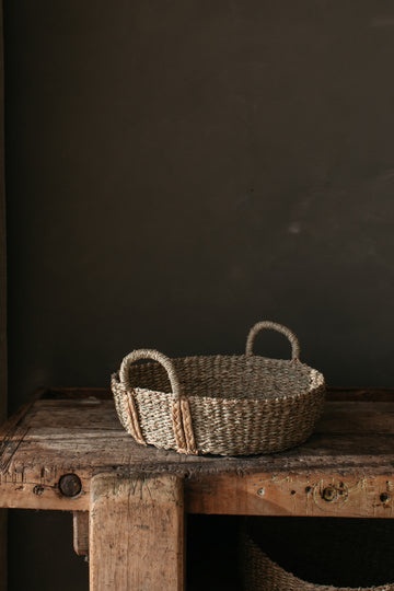 Kuten Small Round seagrass wide basket with plaited handles