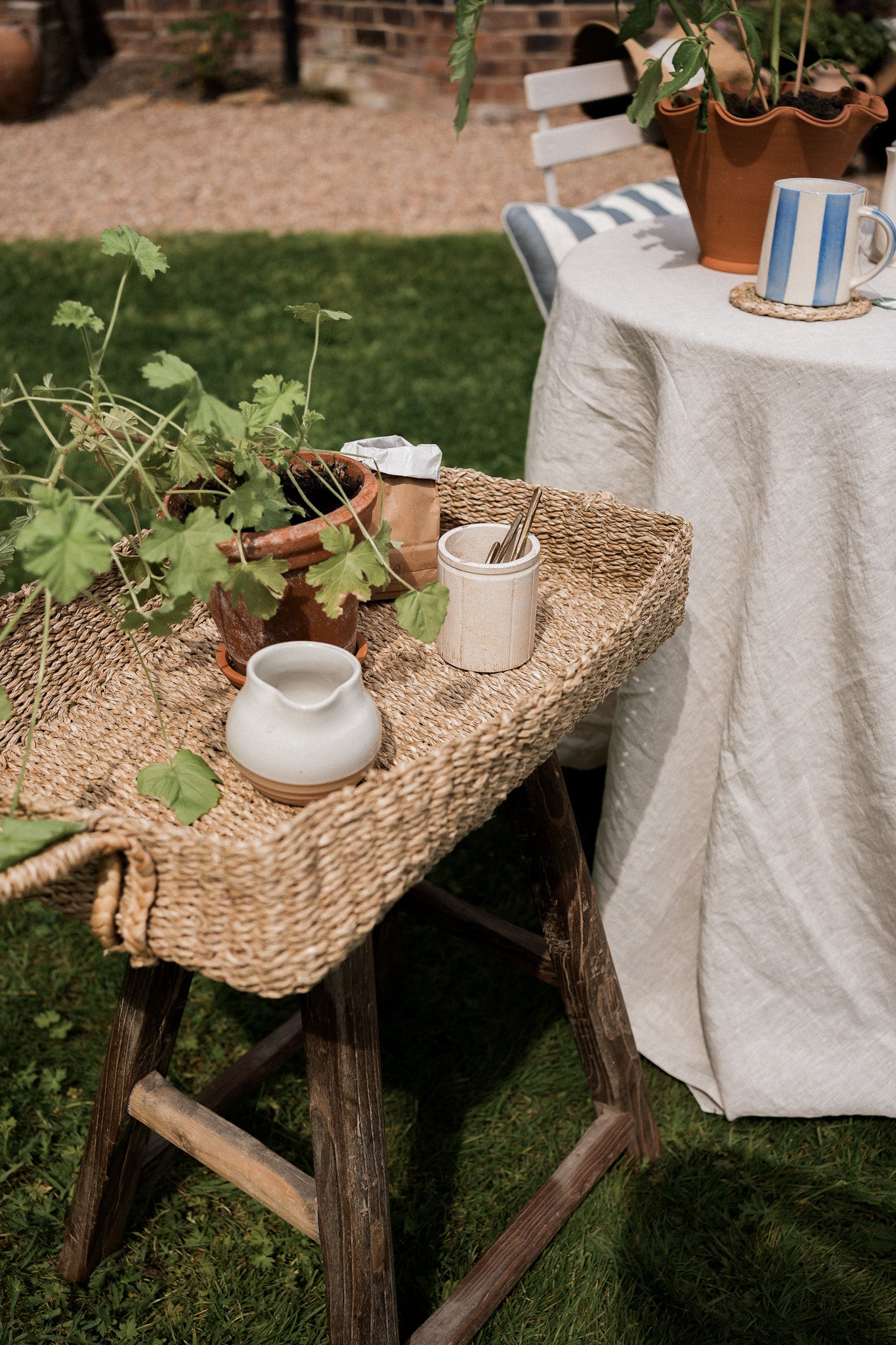 Stoneware Rounded Jug | Milk White