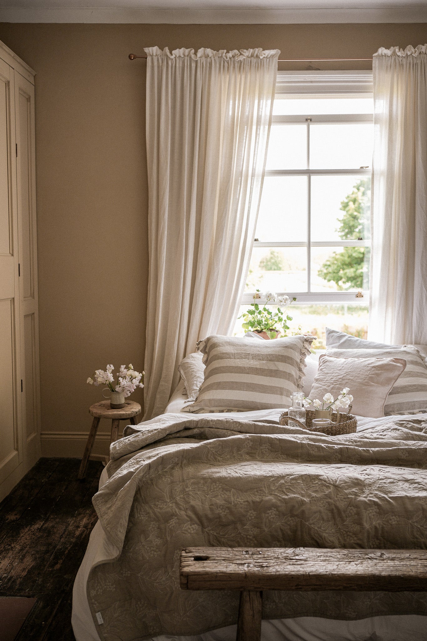 Botanique Natural Leaf Bedspread
