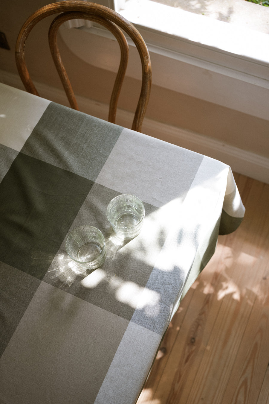 Herb Giant Check Tablecloth Green
