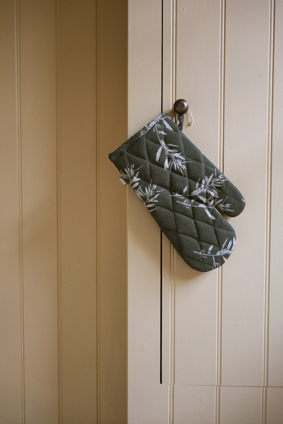 Olive Grove Print Single Oven Glove | Olive Green