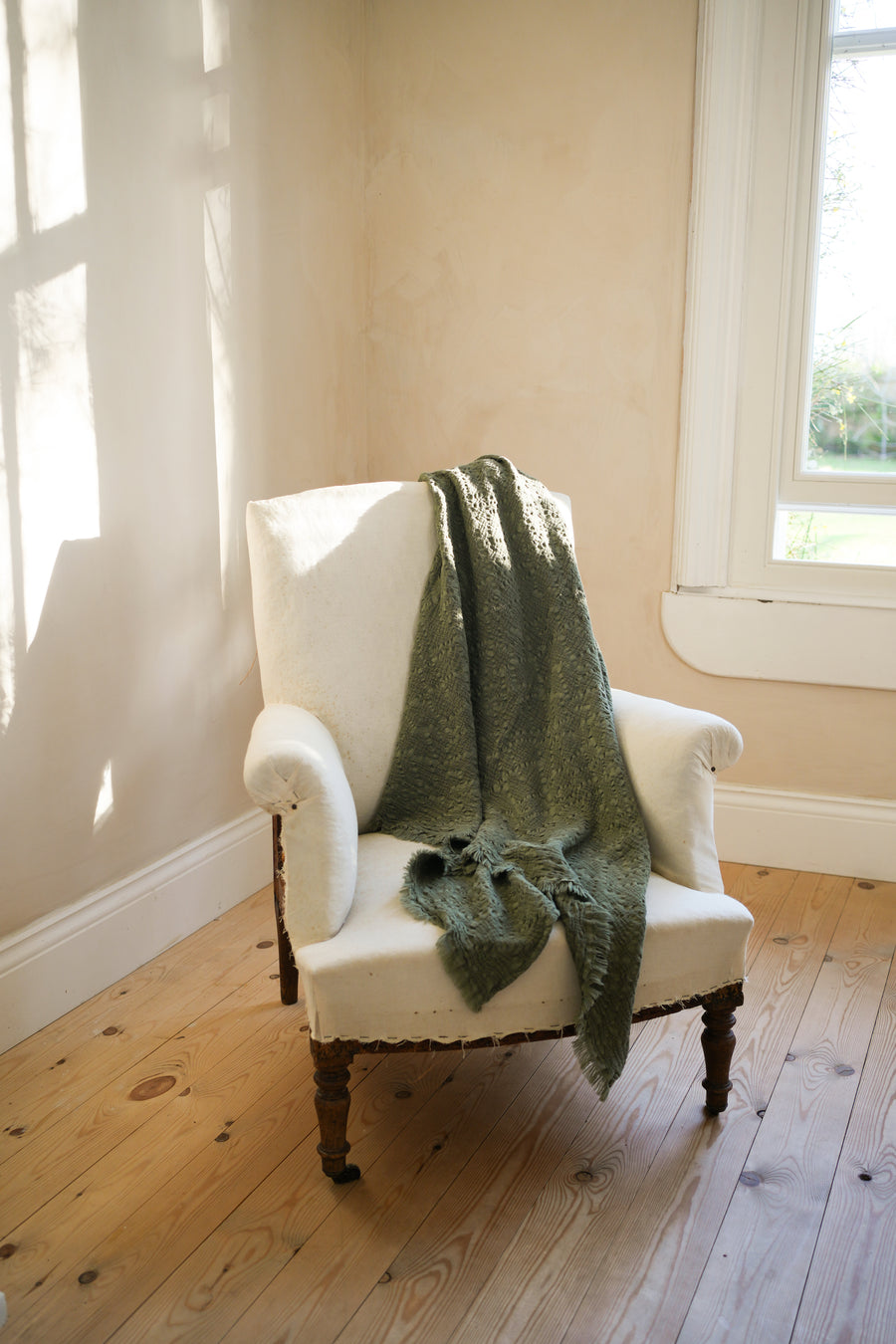 The Chantilly Throw | Olive