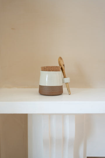 Dahee Pot with Wooden Spoon