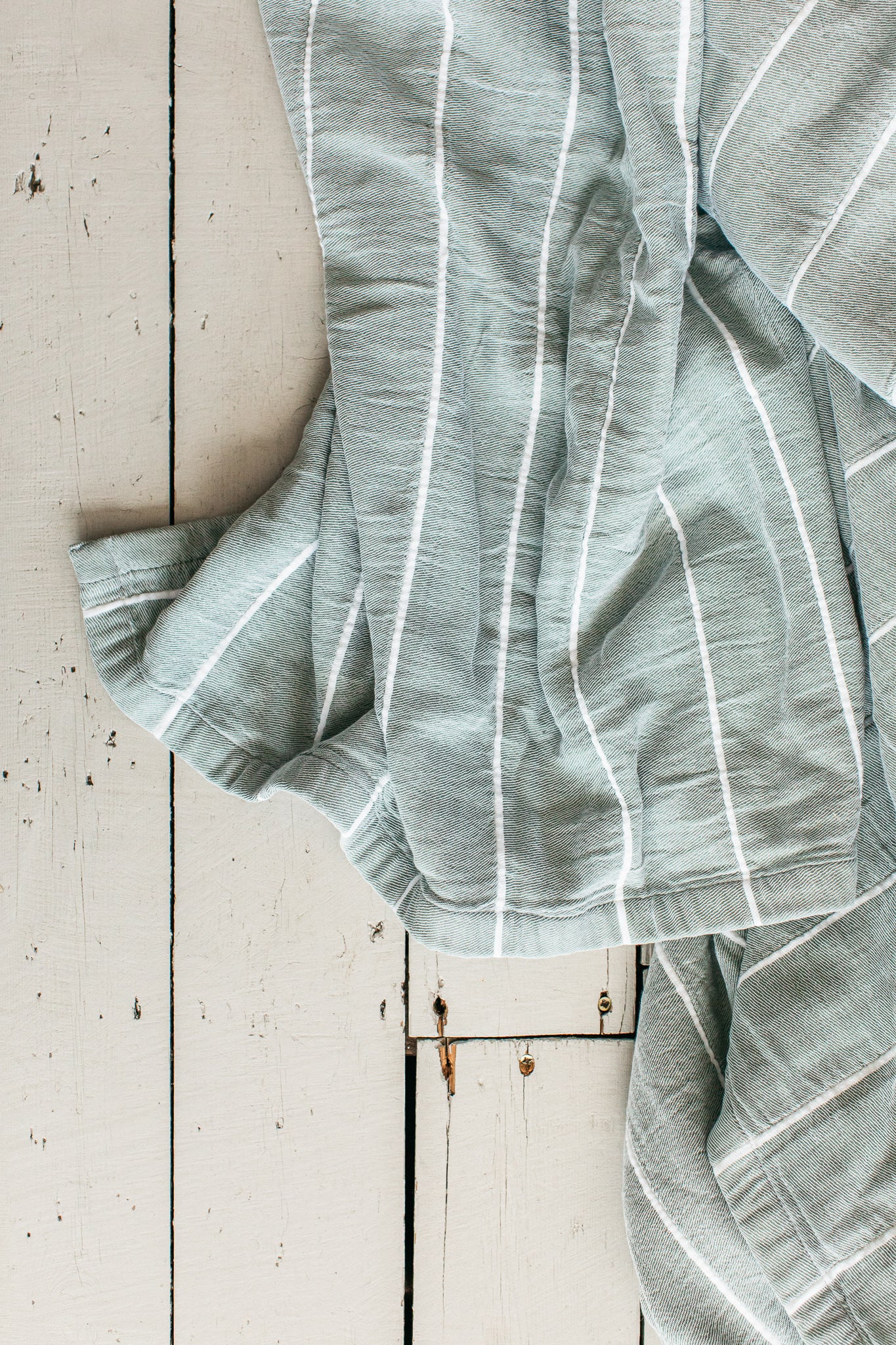 Ebino Wide Stripe Throw