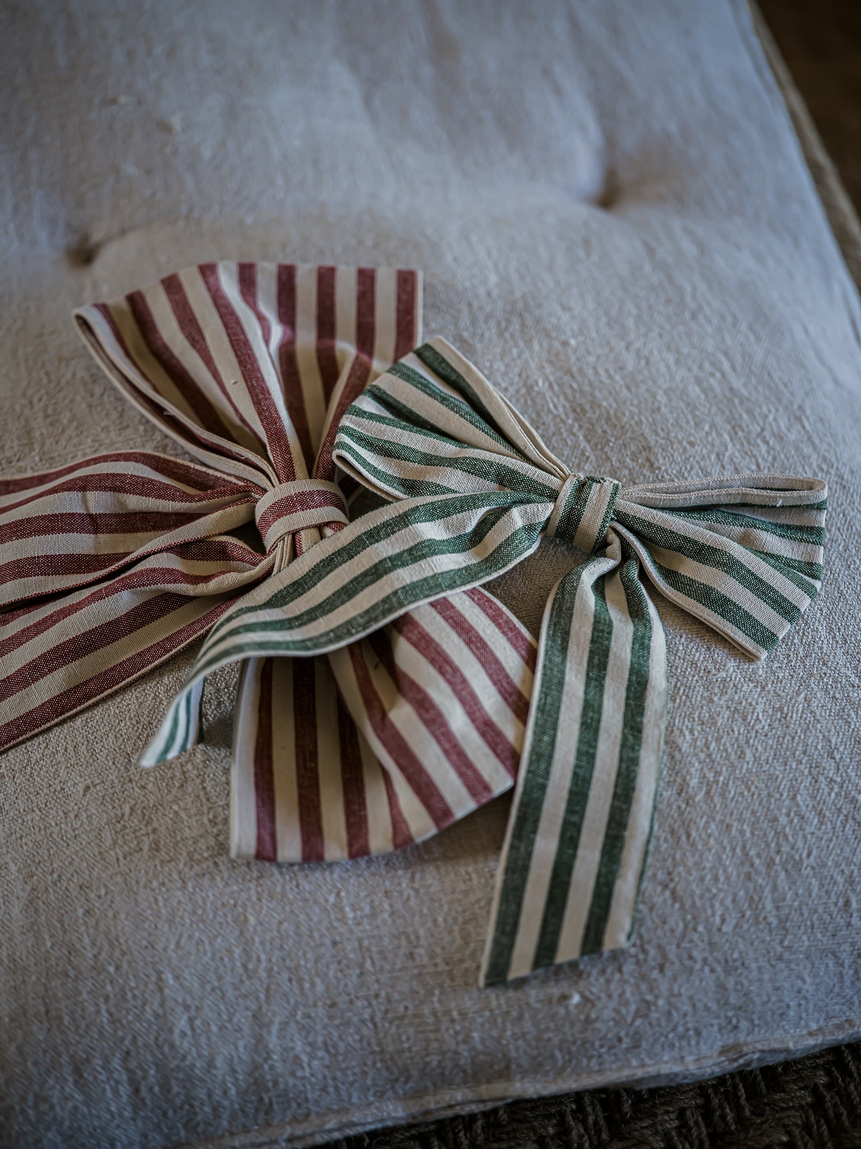 Large Stripe Bow - Winter Berry
