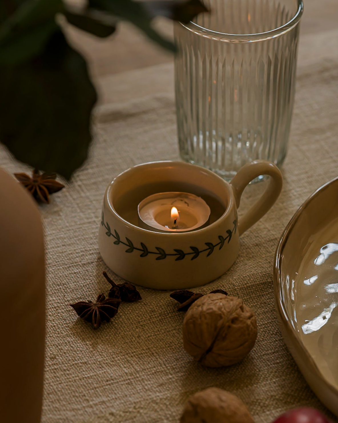 Hand Painted Wreath Tea Light Holder