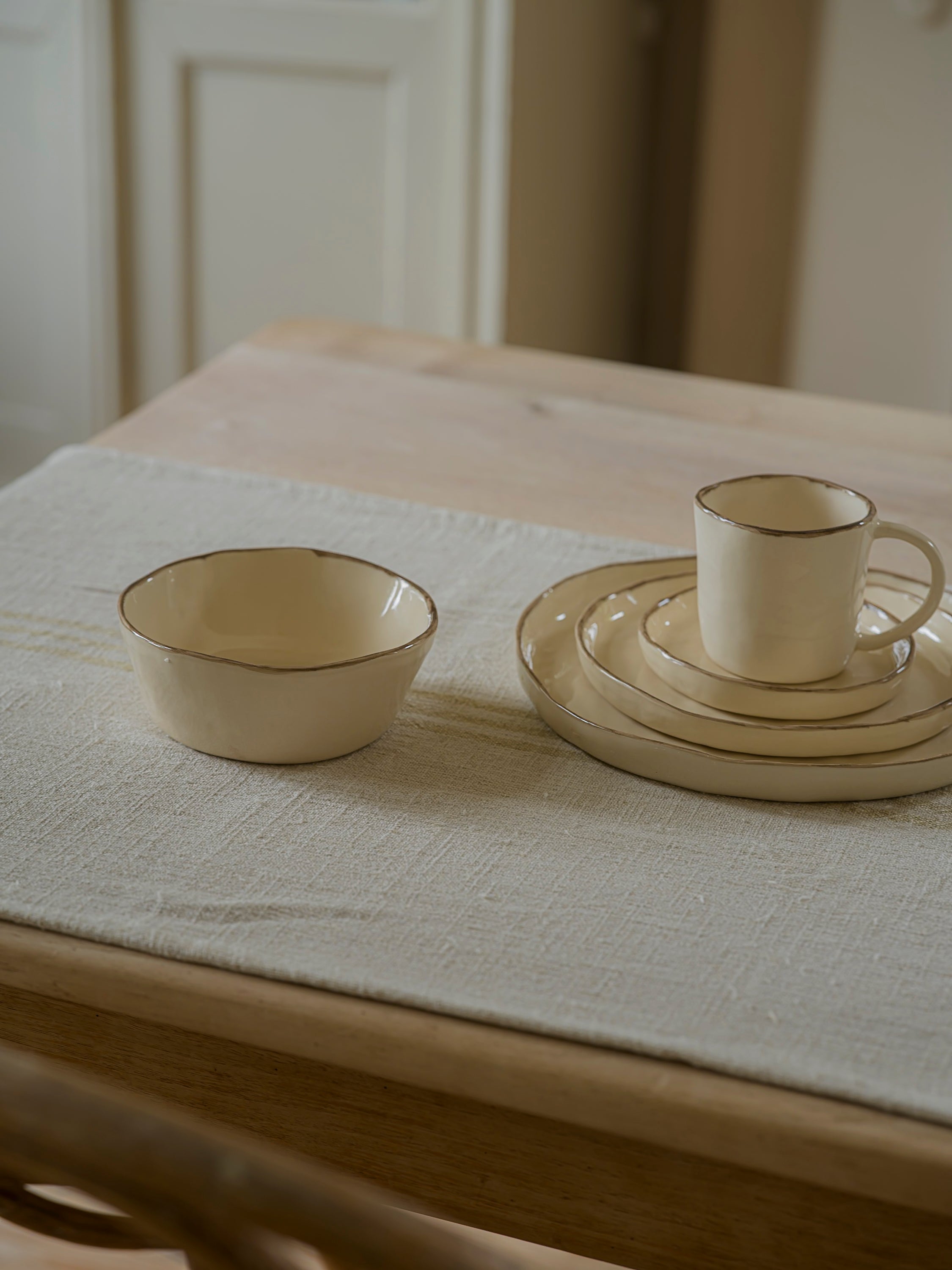 The Porto Dinner Plate | Taupe