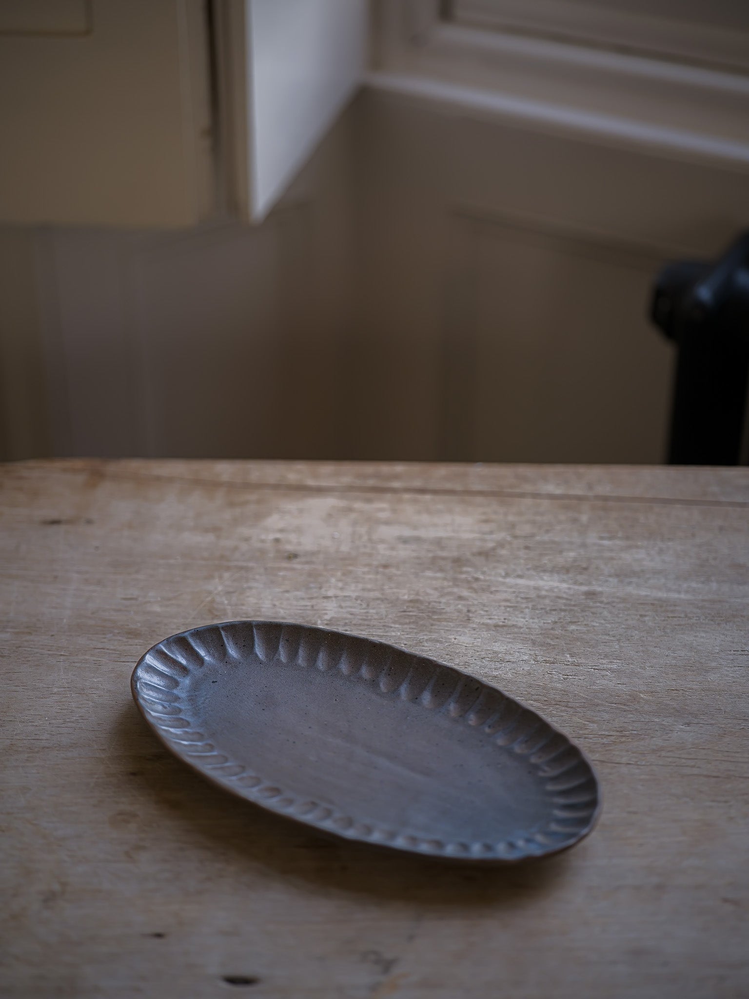 The Studio Thumbprint Oval Platter