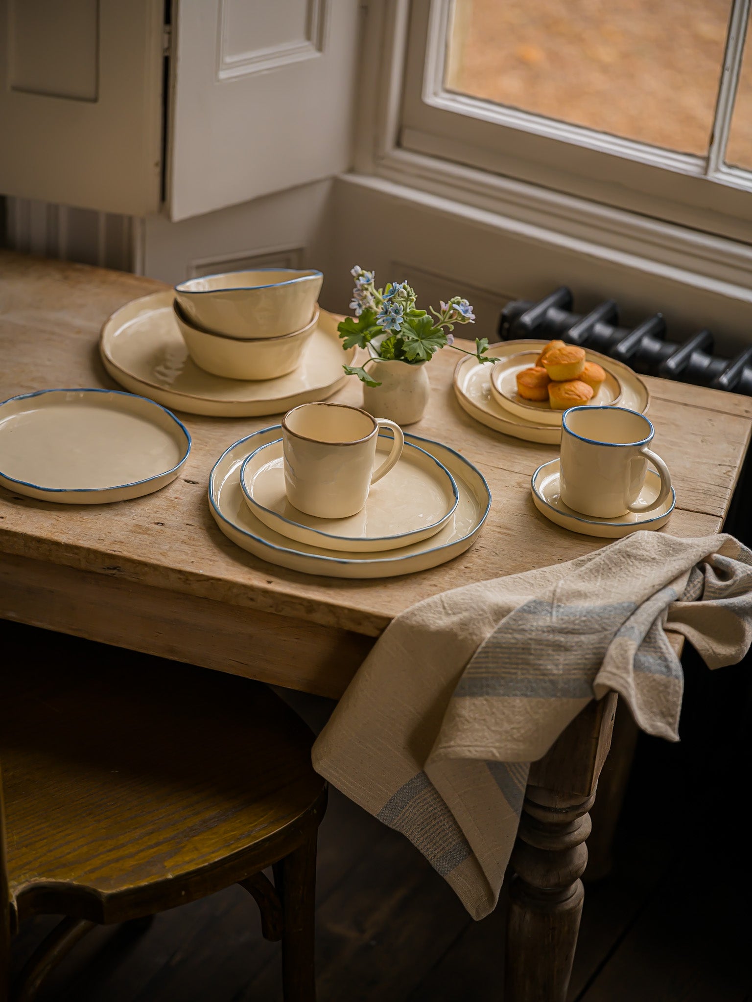 The Porto Dinnerware | Blue