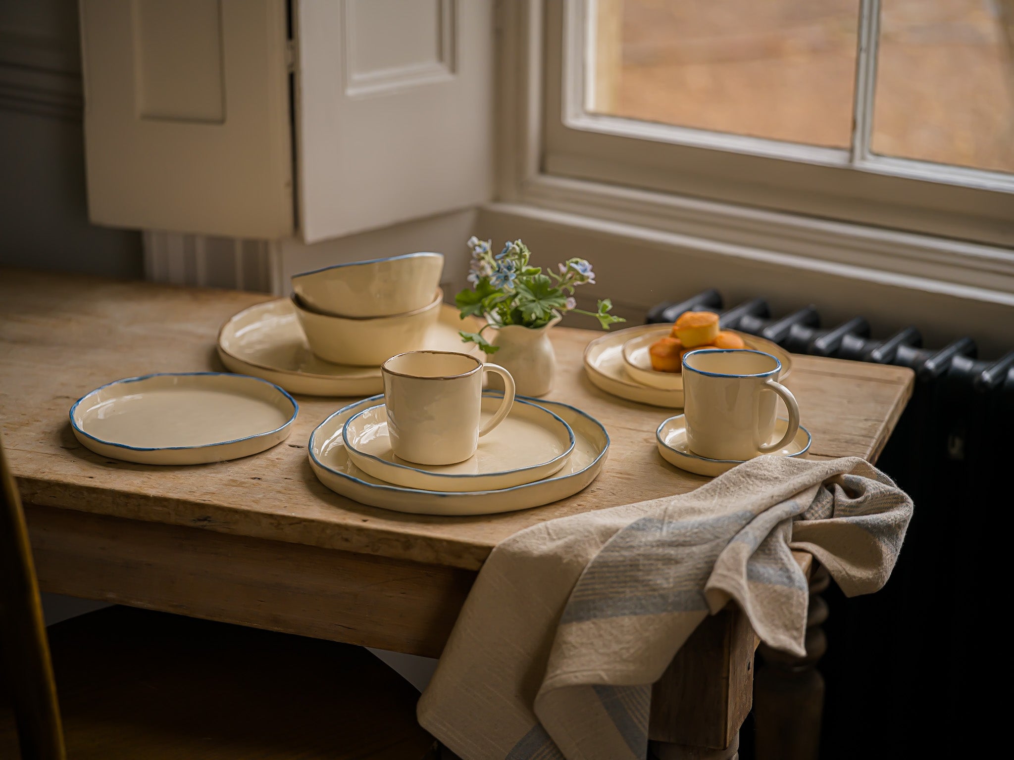 The Porto Dinnerware | Blue