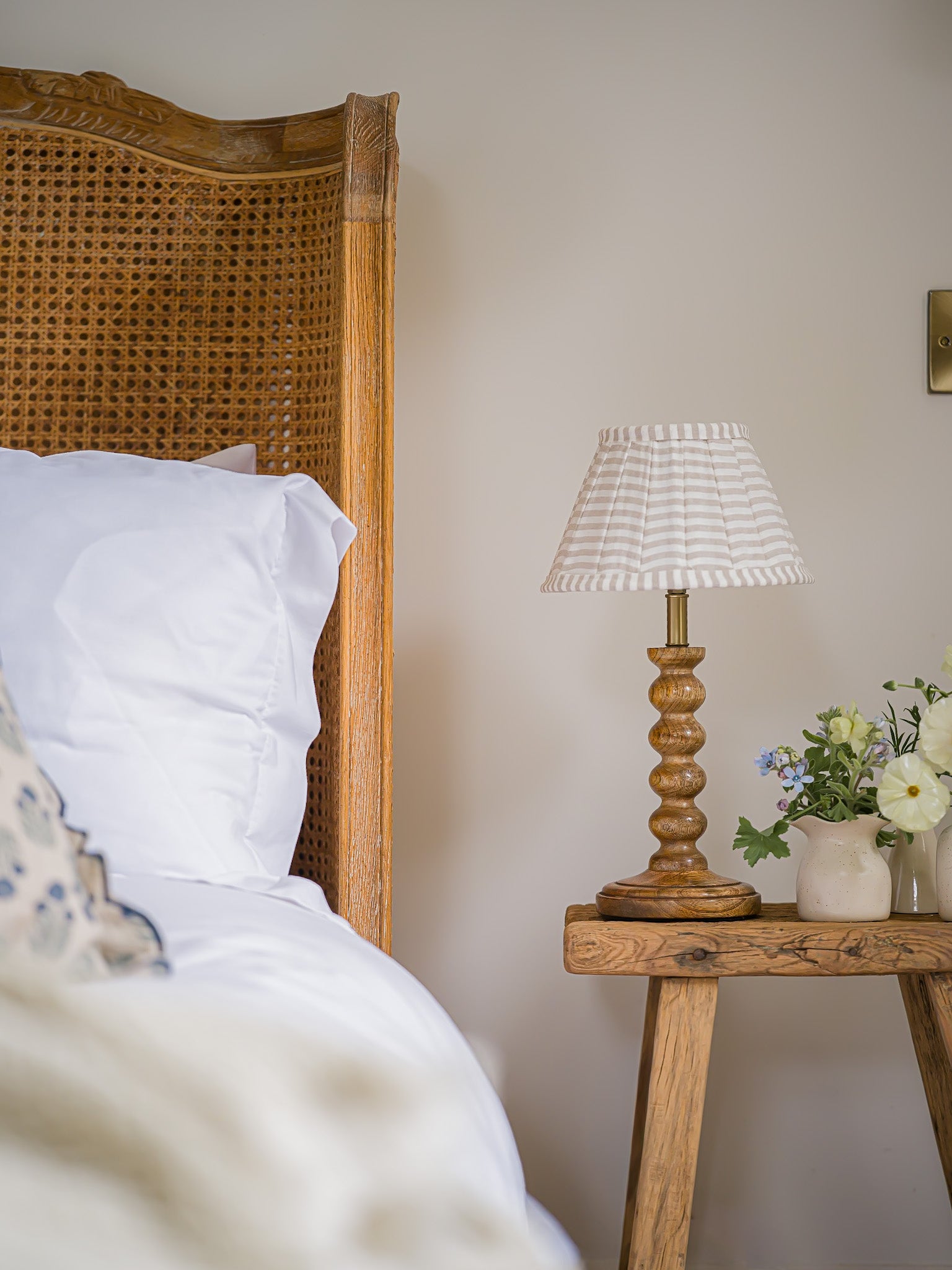 The Bobbin Table Lamp | Natural