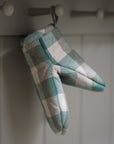 Double Check Half Oven Glove Aqua Storm