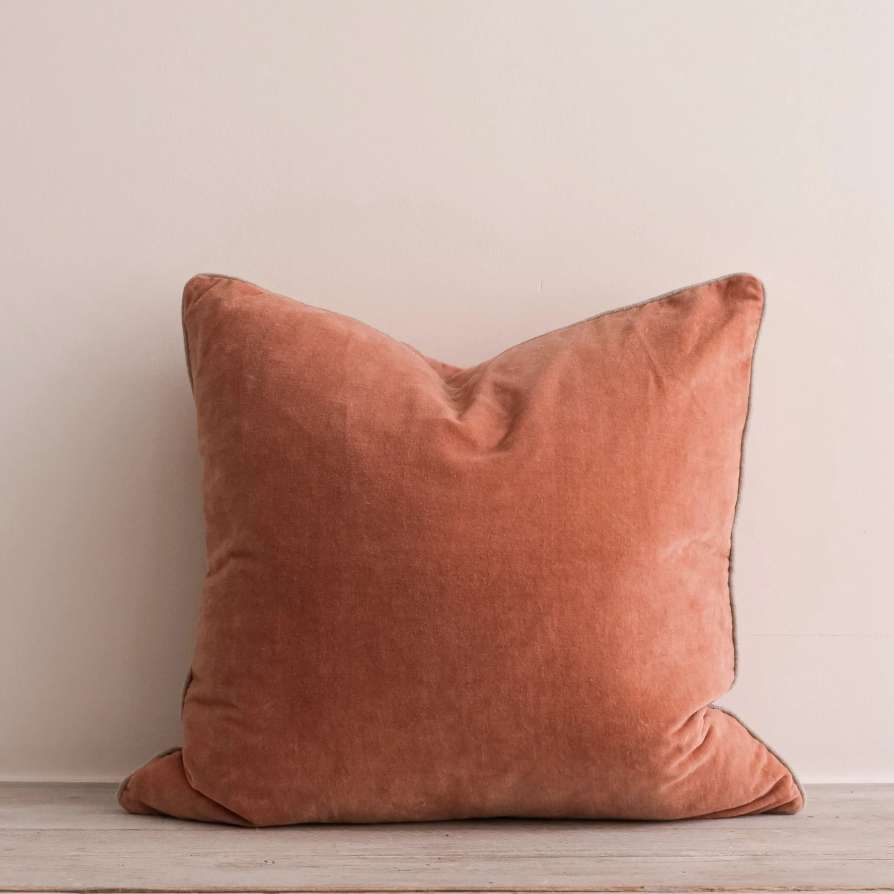 Unari Velvet Cushion | Coral
