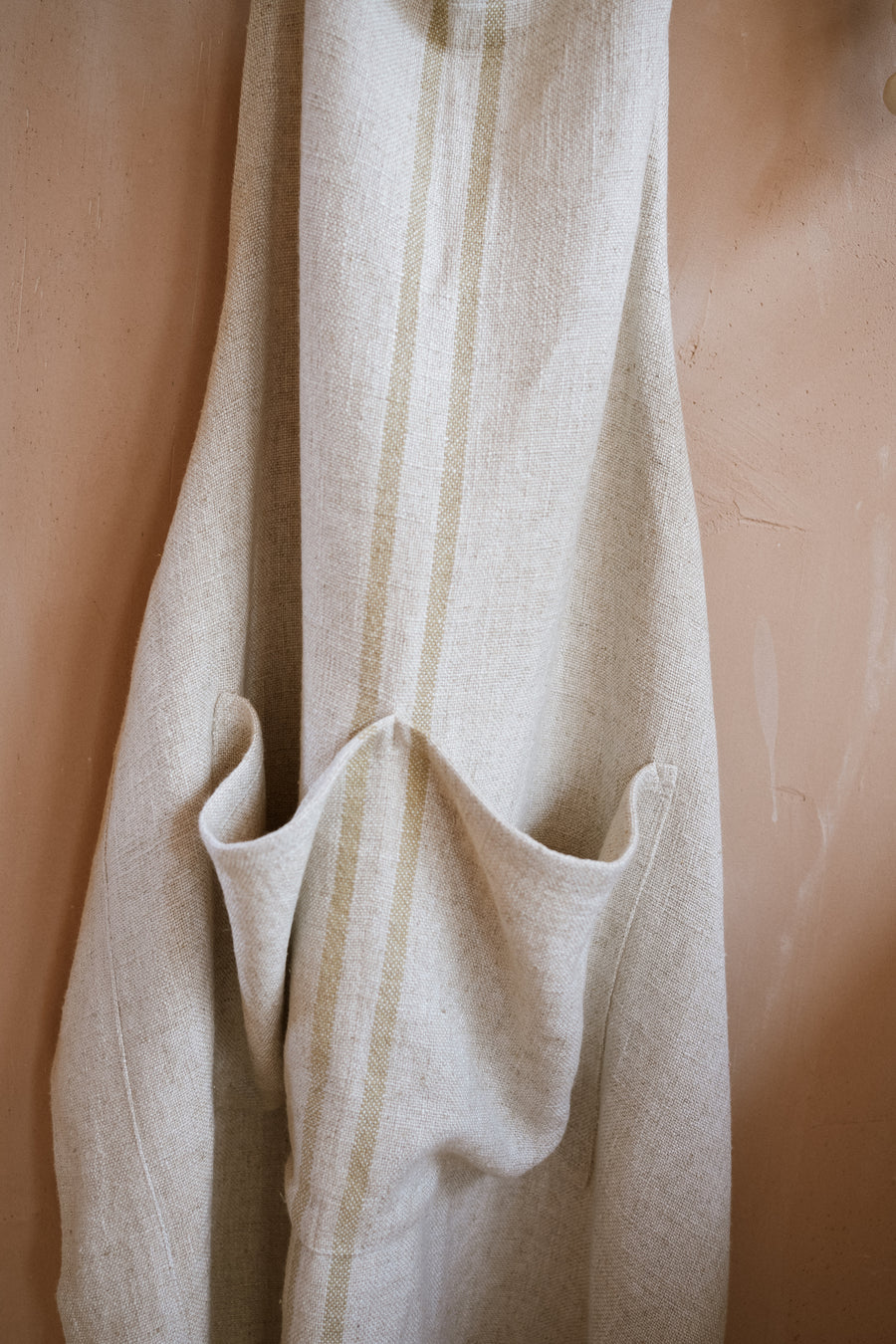 The Timeless Linen Apron - Antique Cream