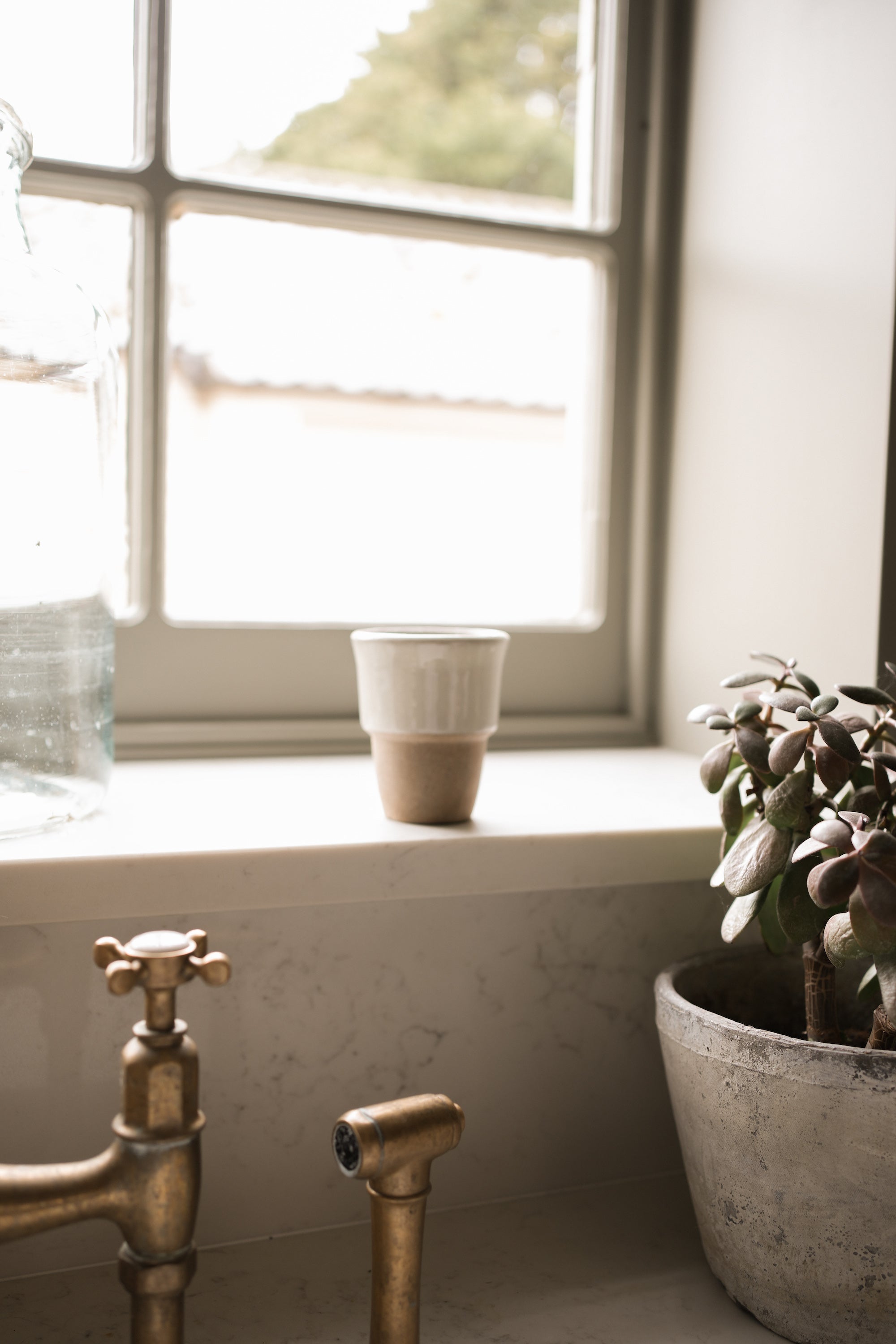 Stoneware Coffee Beaker  \ Milk White