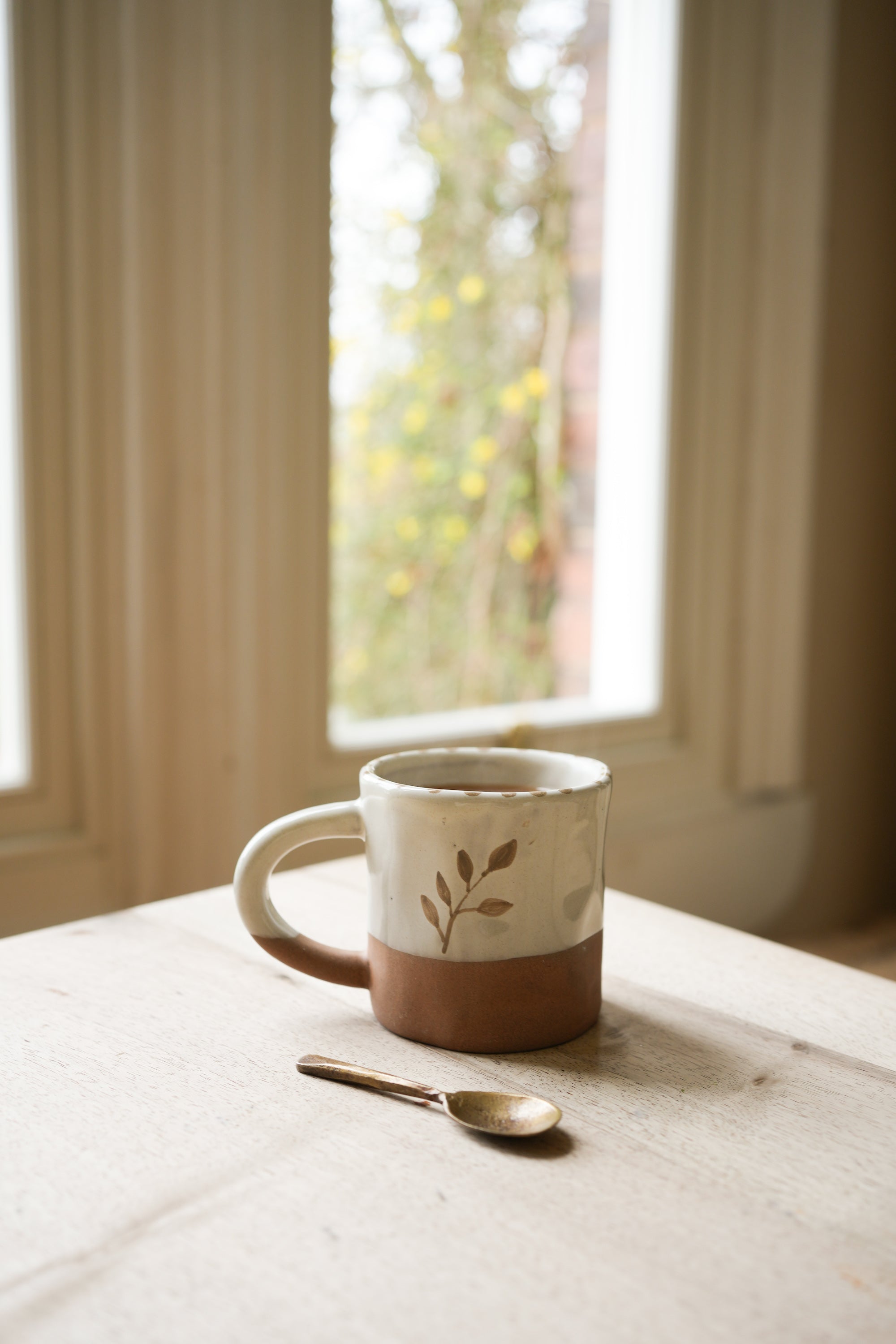 Hand Painted Botanic Mug | Taupe