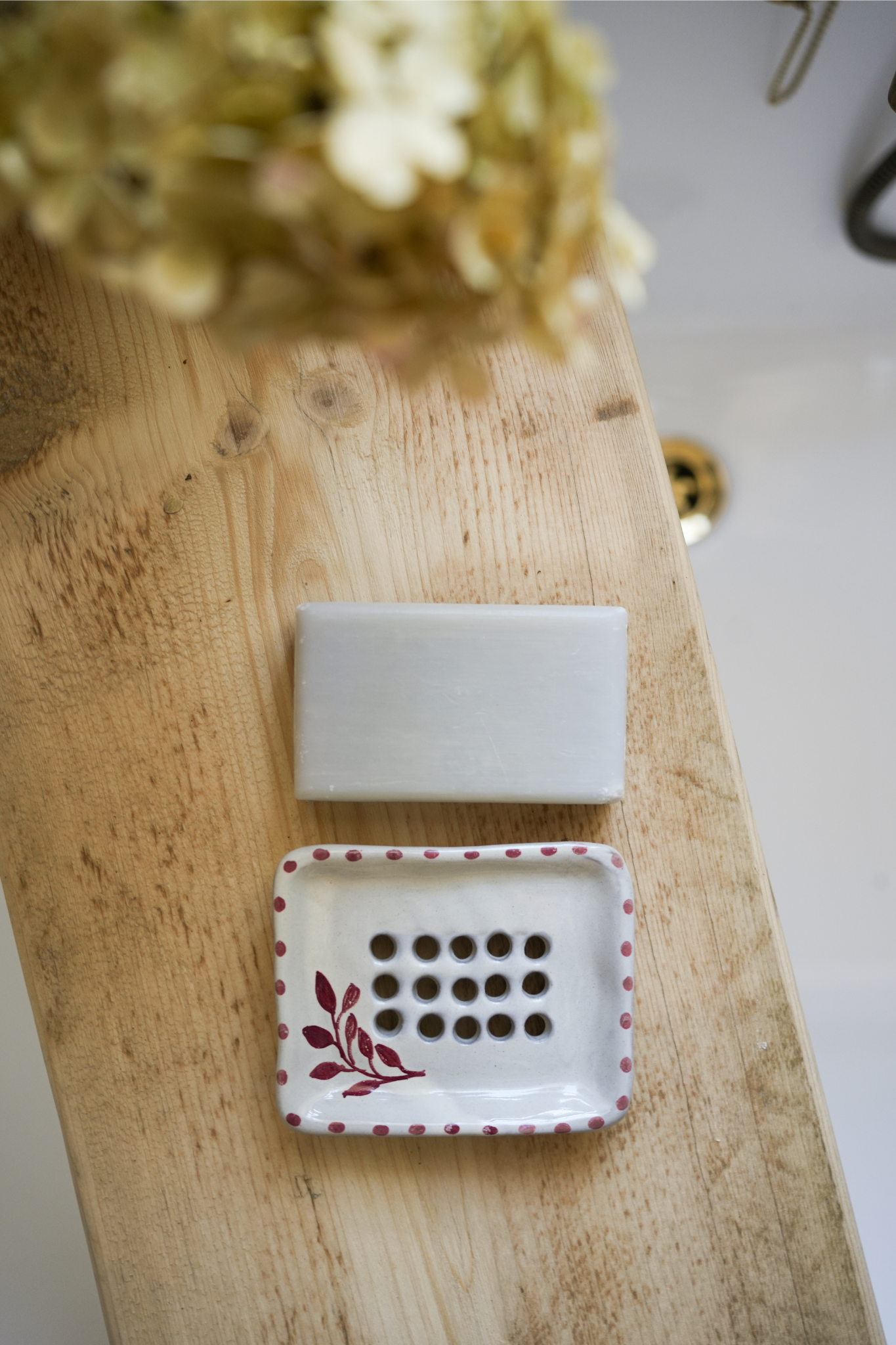 Hand Painted Botanic Soap Dish | Brick