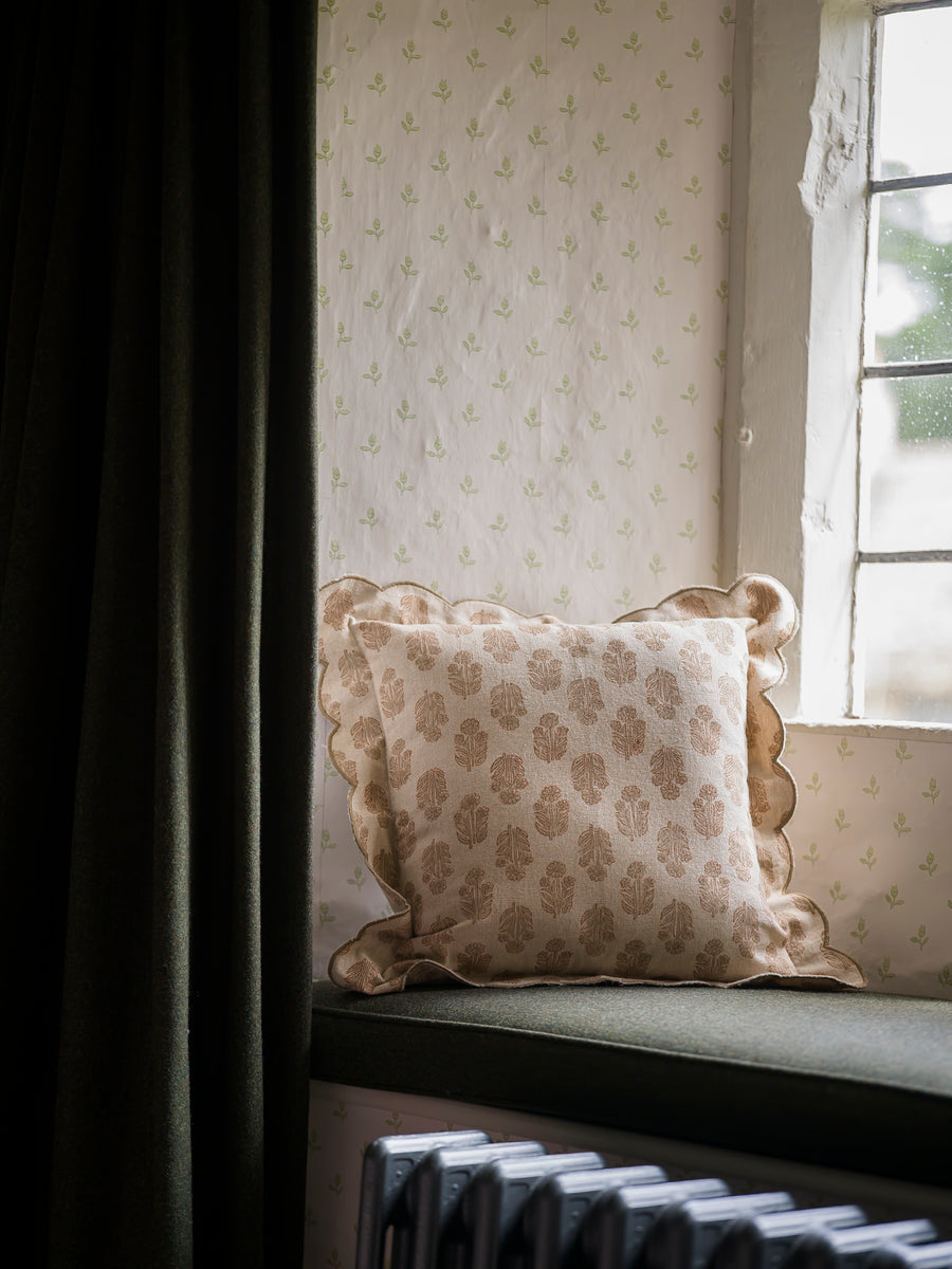 Scallop Blockprint Cushion | Taupe