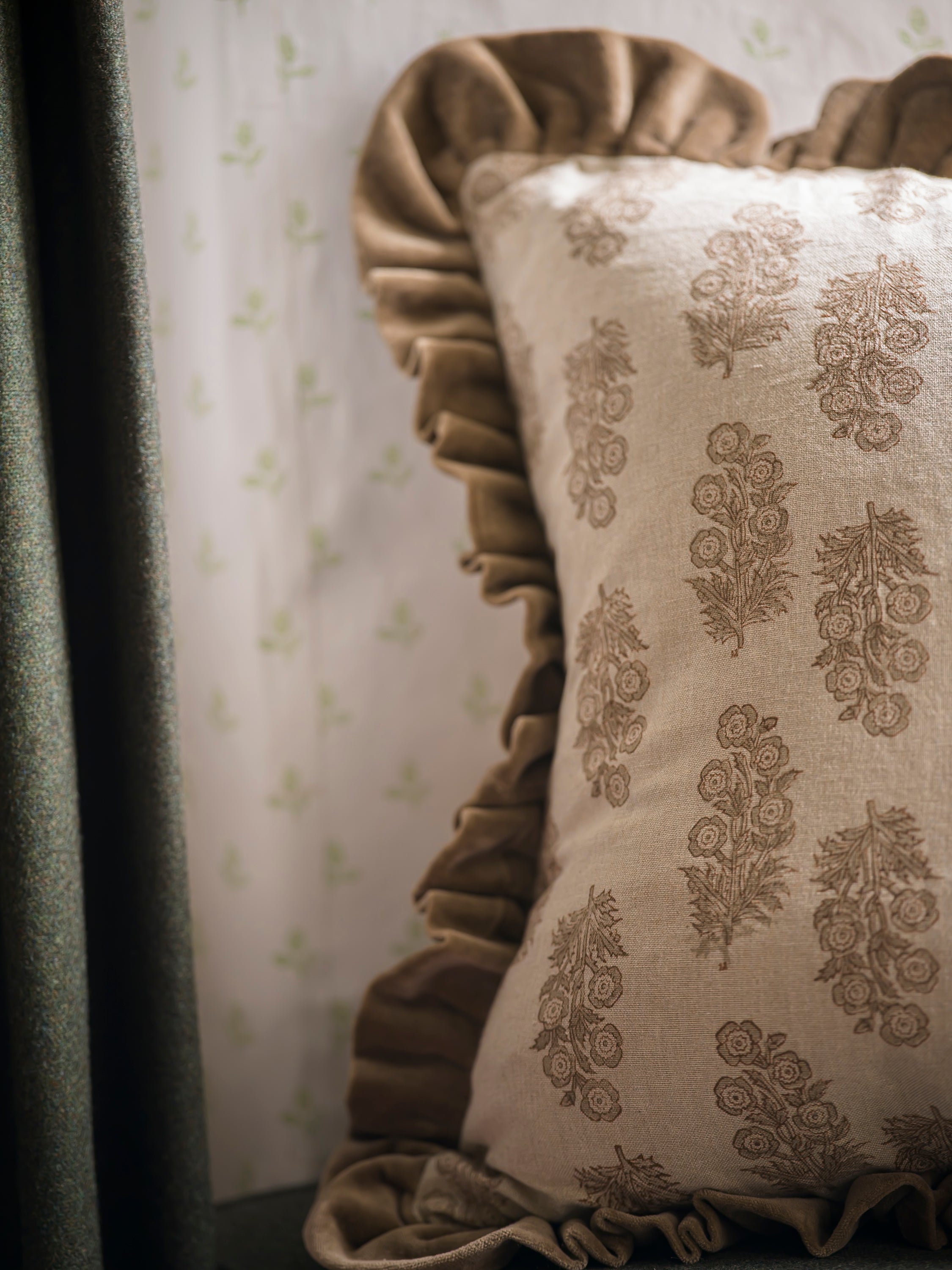 Blockprint Flower Cushion | Taupe