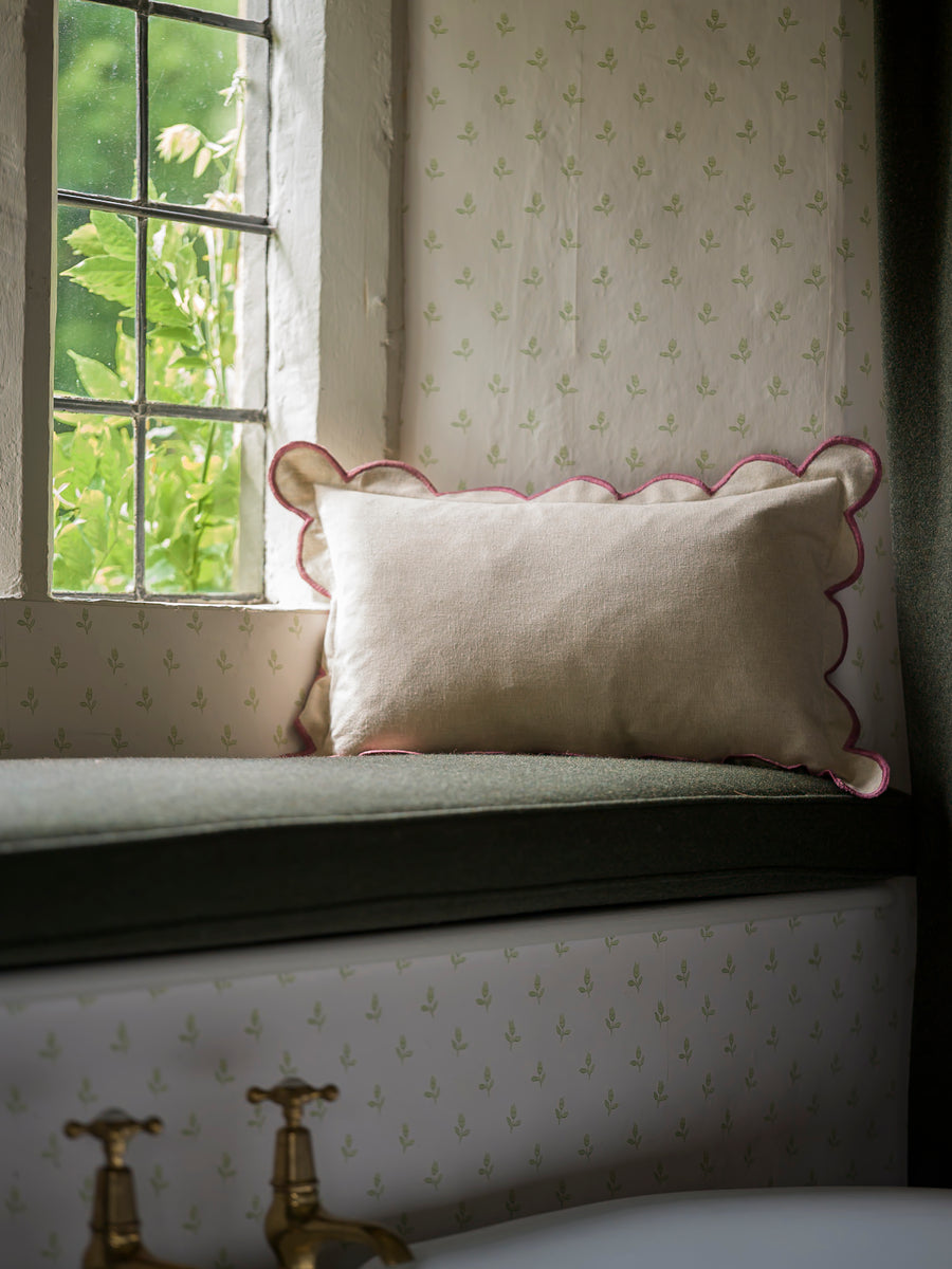 Scallop Cushion | Pomegranate