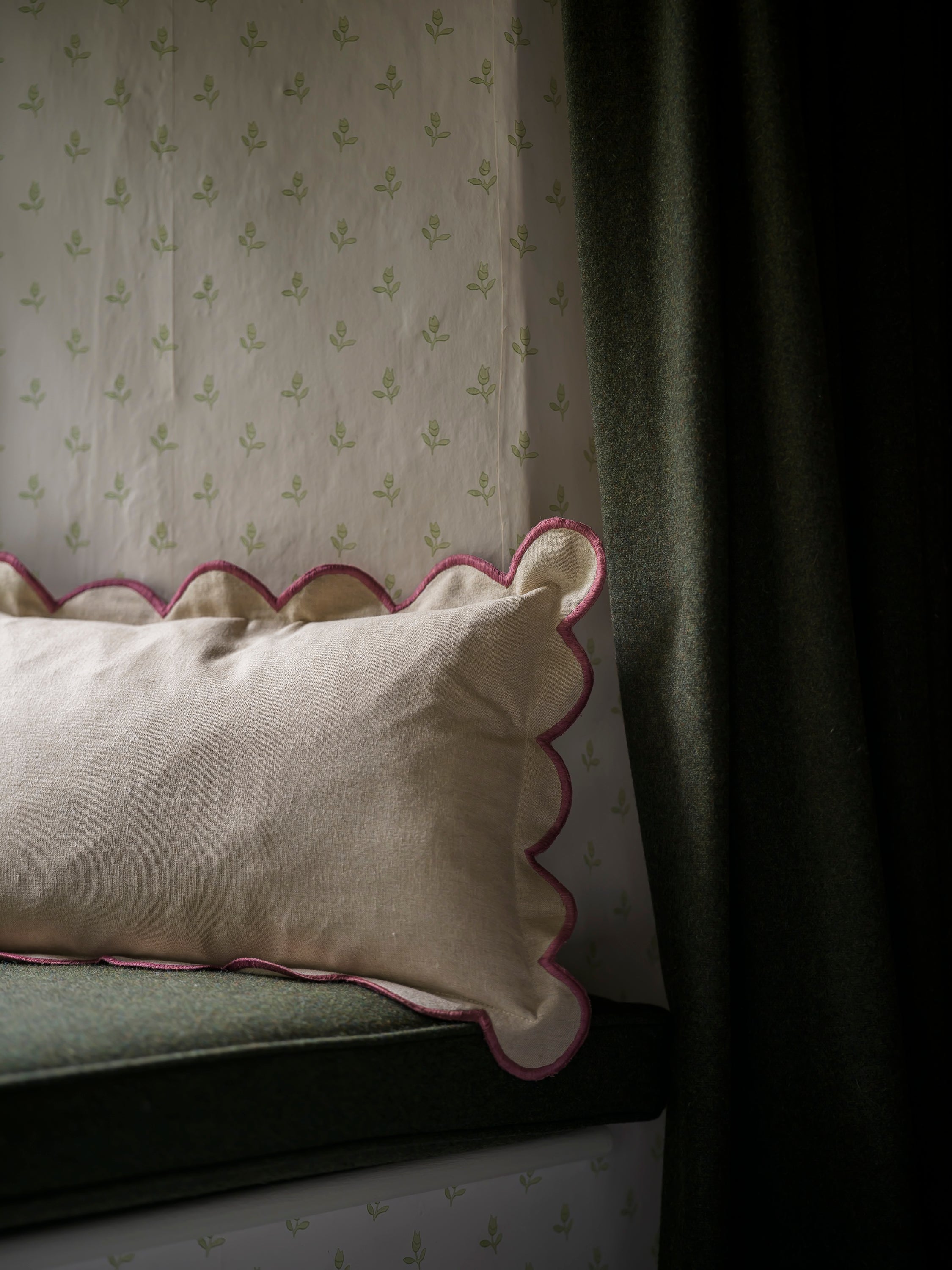 Scallop Cushion | Pomegranate