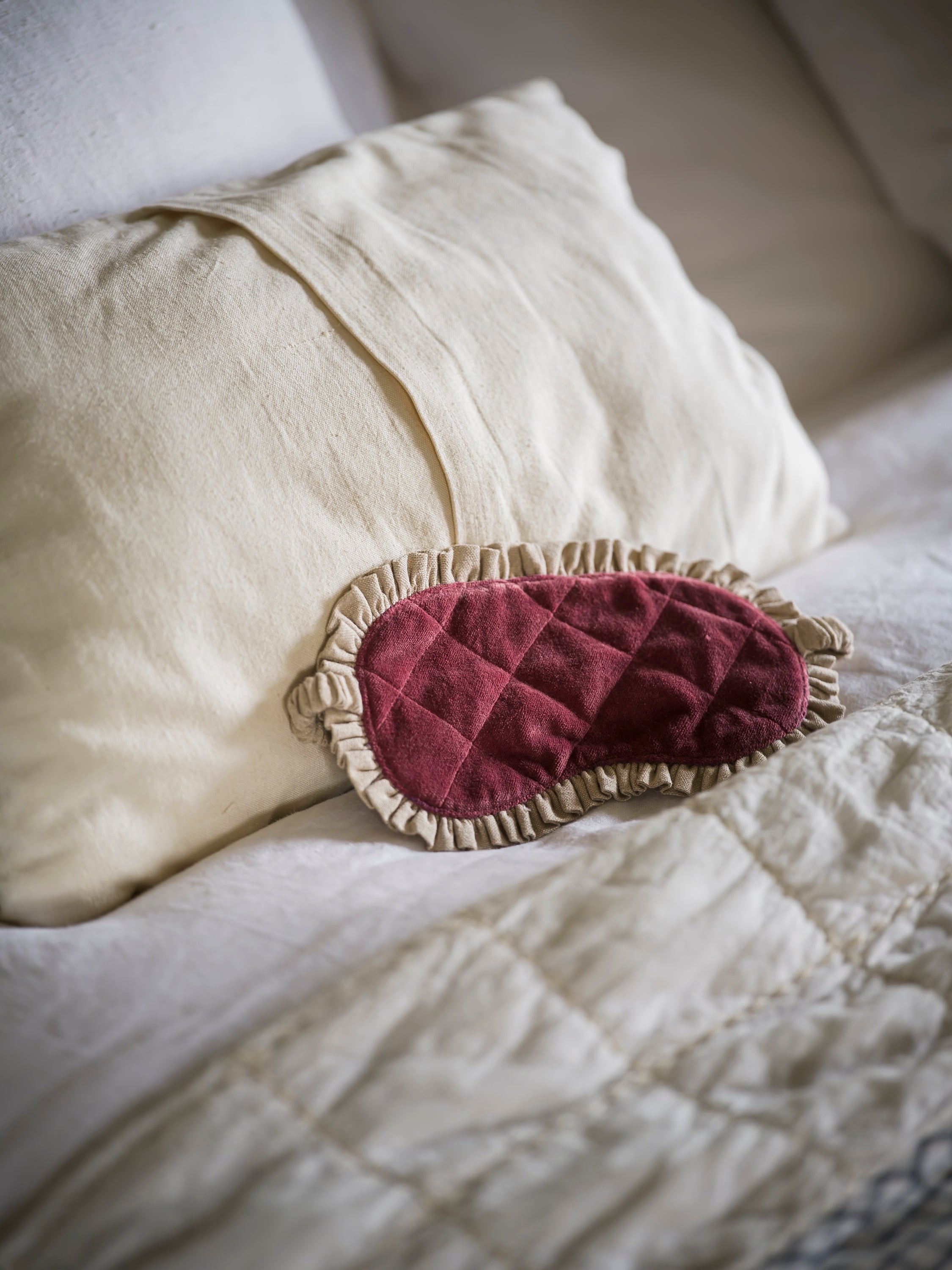 Indian Cotton Velvet & Linen Eye Mask | Pomegranate
