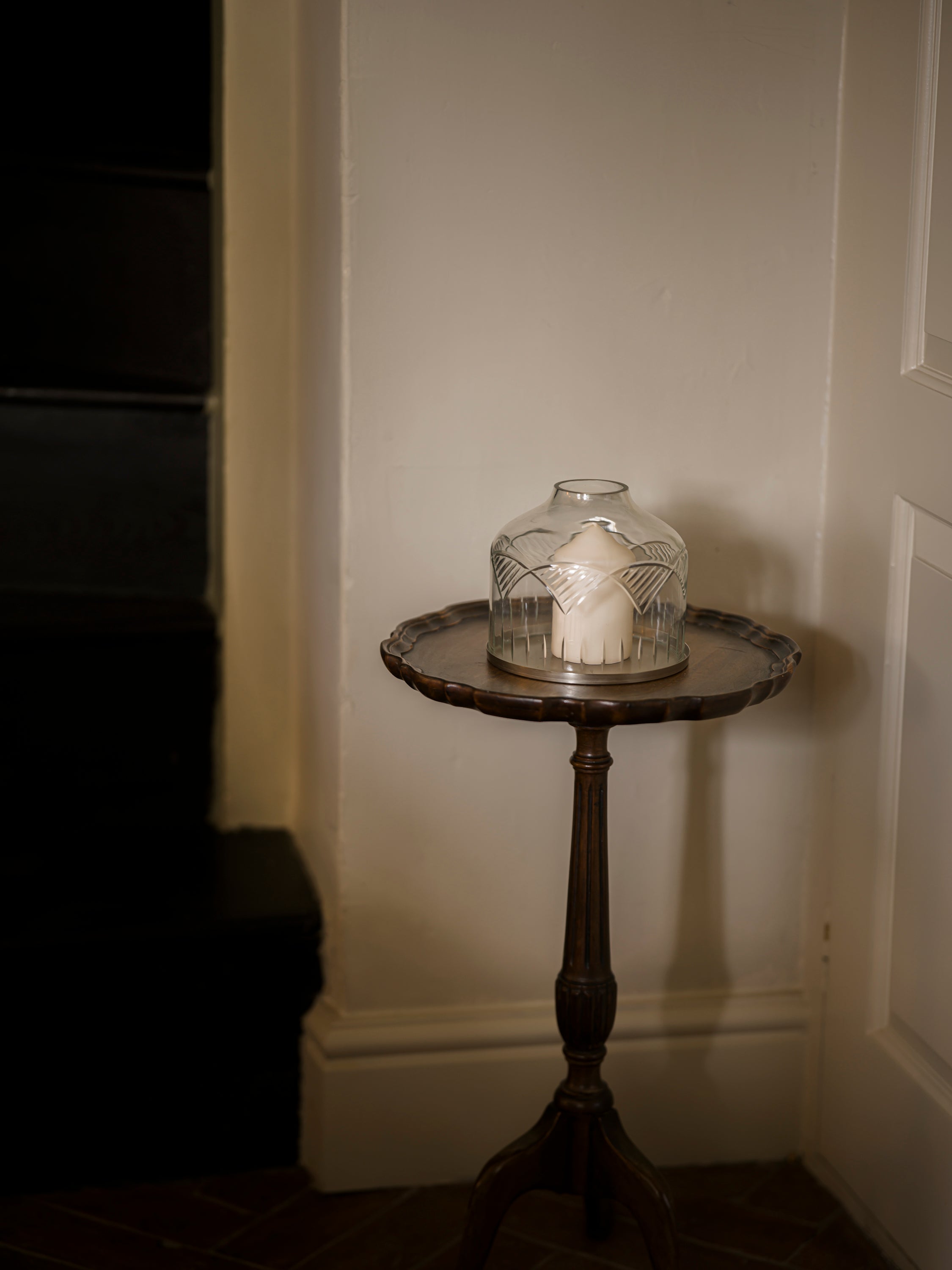 Handblown Candle Dome | Medium, Scalloped