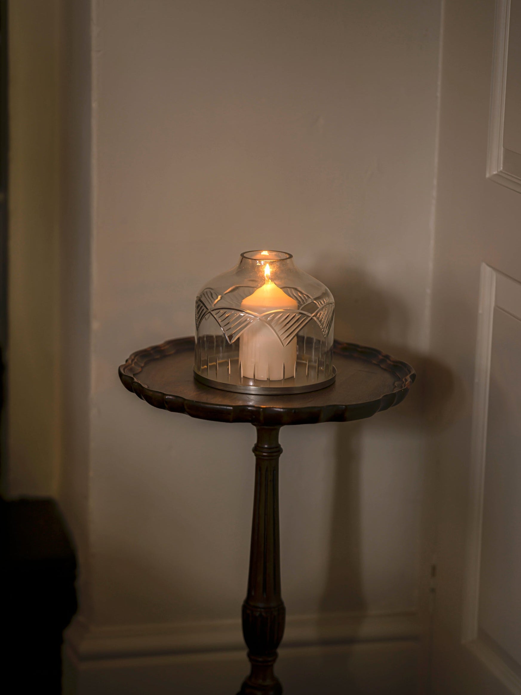 Handblown Candle Dome | Medium, Scalloped
