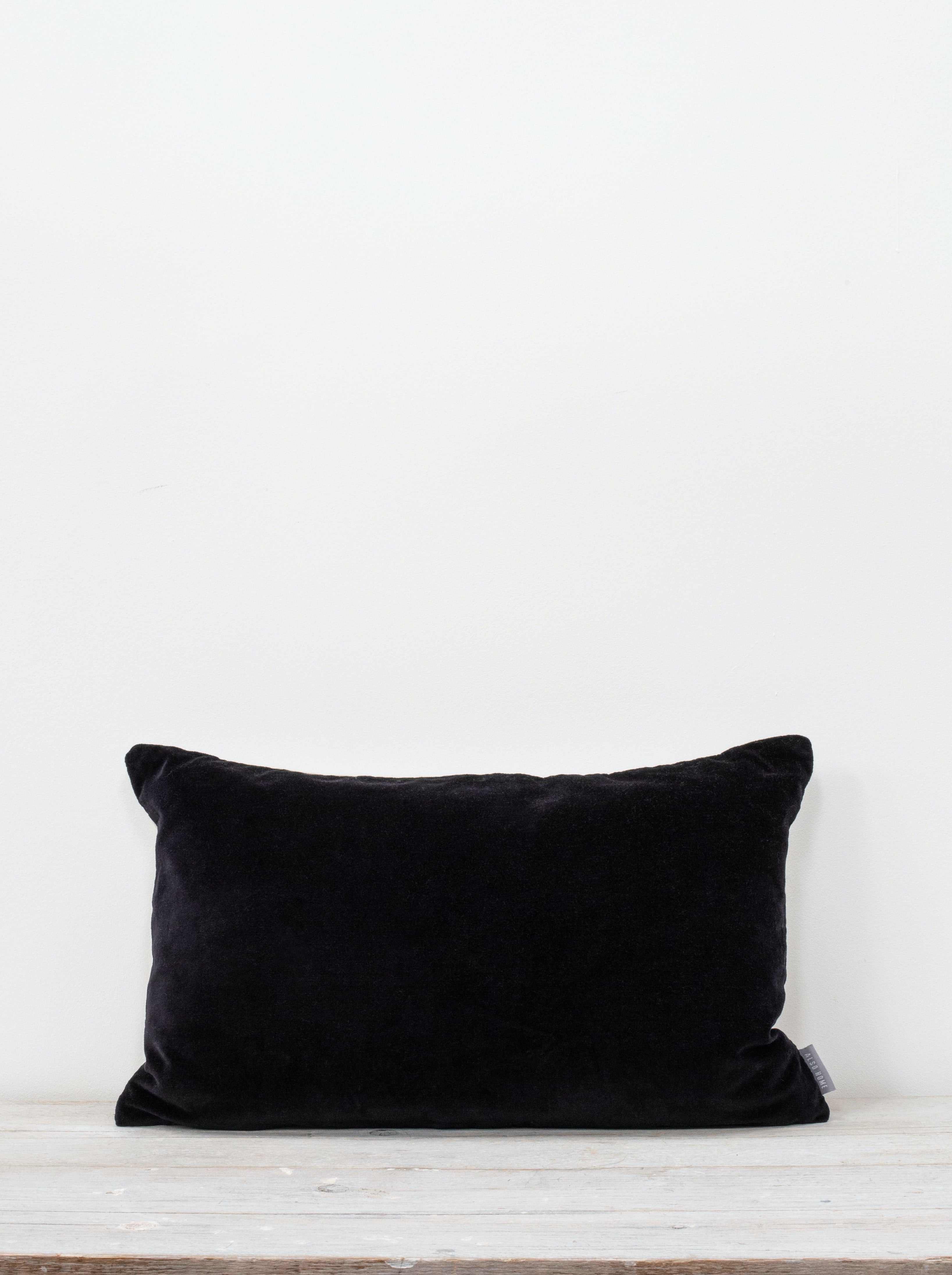 Misi Velvet Cushion | Black