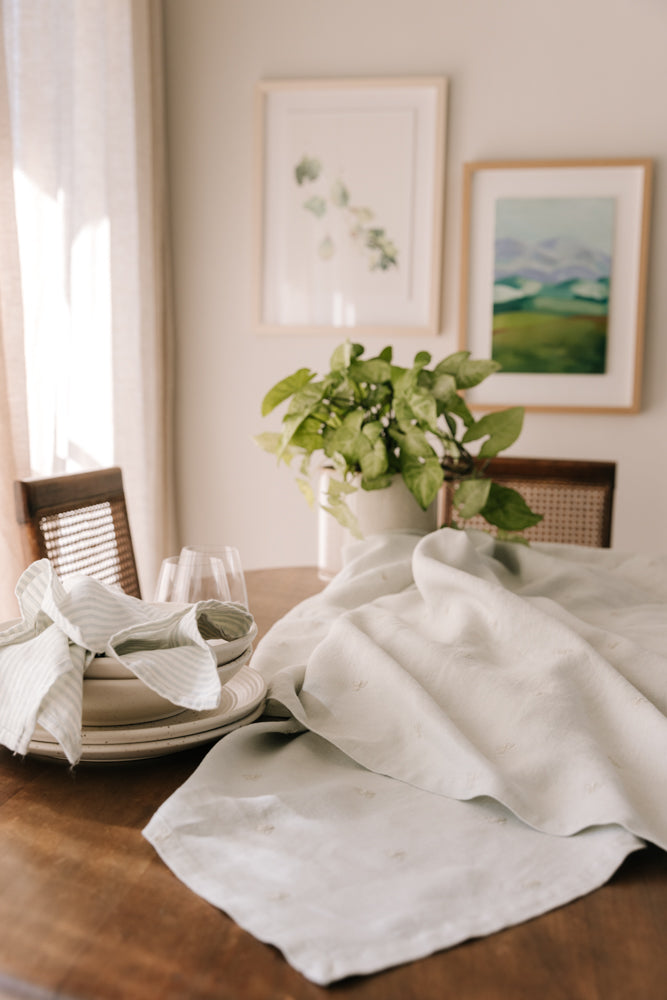 Mason Bee Linen Tablecloth - Milk