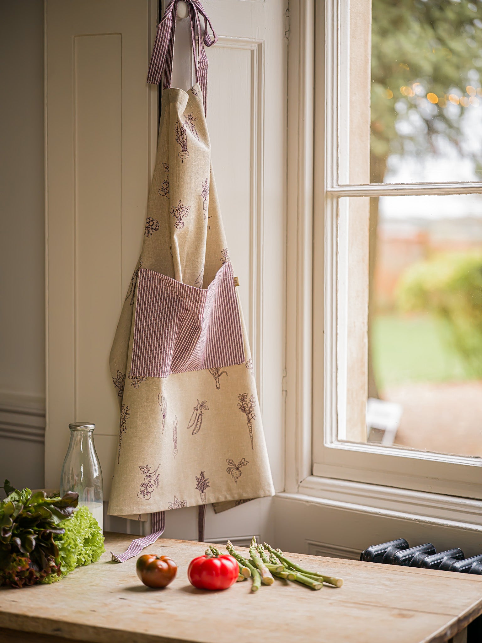 The Vegetable Patch Apron | Beetroot