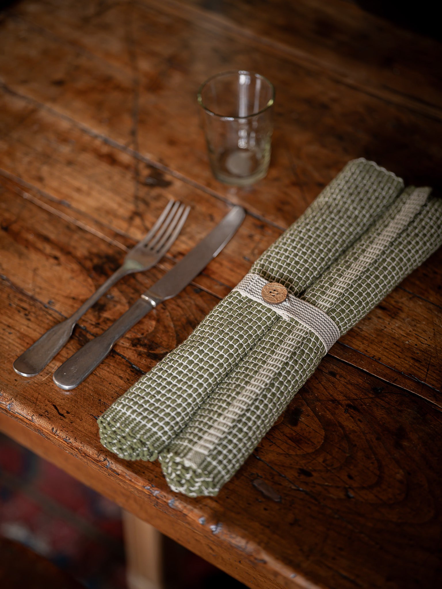 Luxury Woven Placemats | Olive