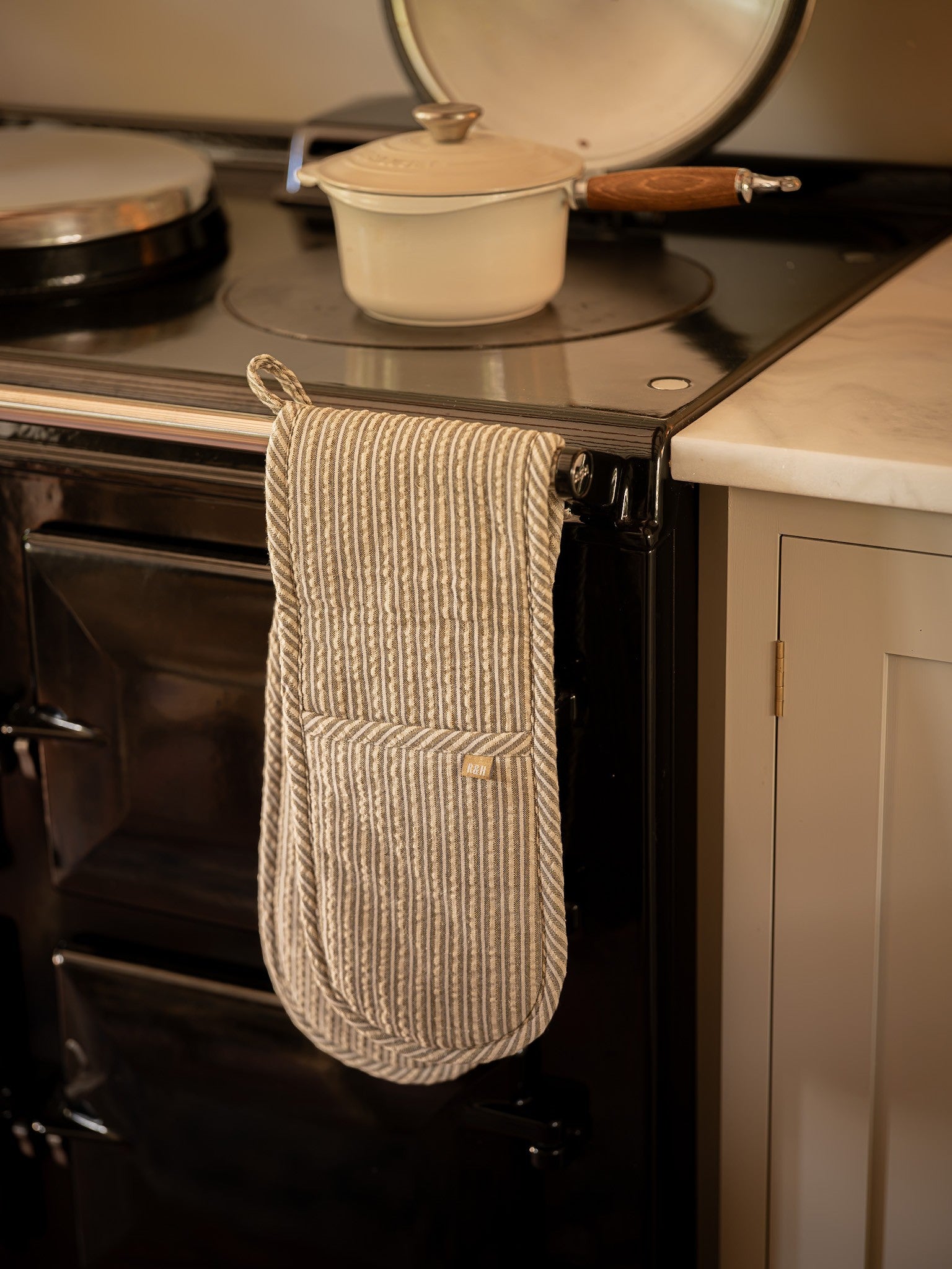 Seersucker Stripe Double Oven Glove | Olive