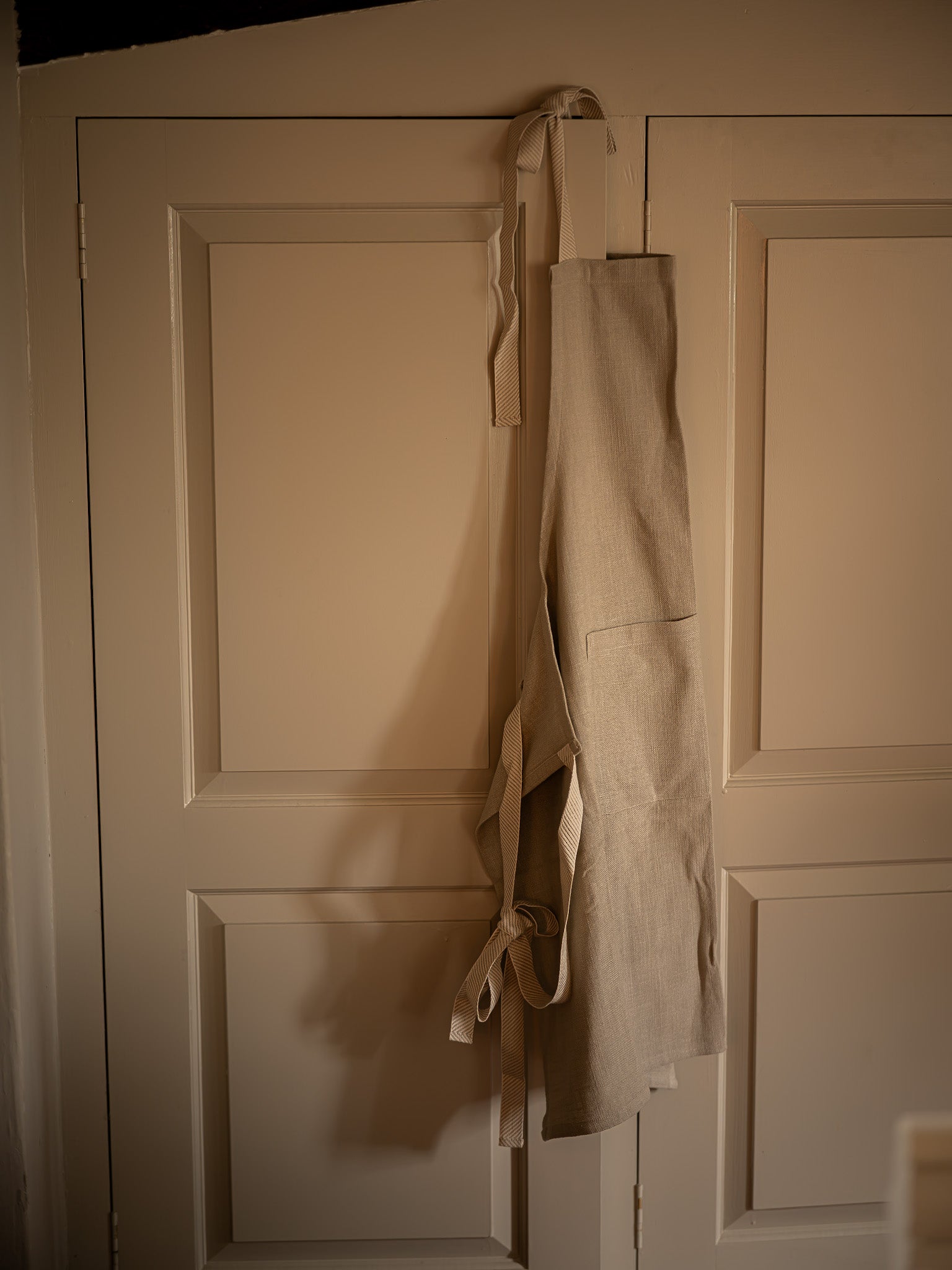 Stripe Tape Apron | Taupe