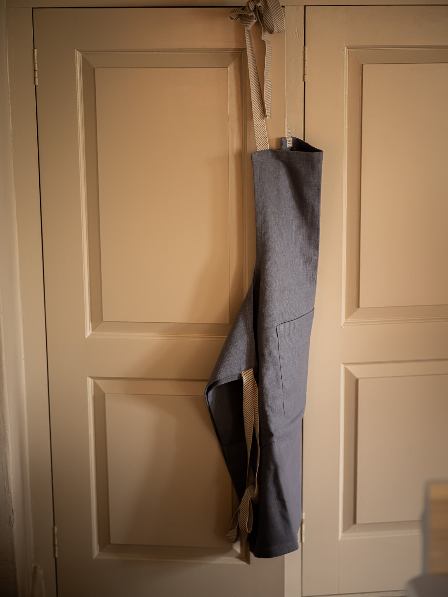 Stripe Tape Apron | Folkestone Grey