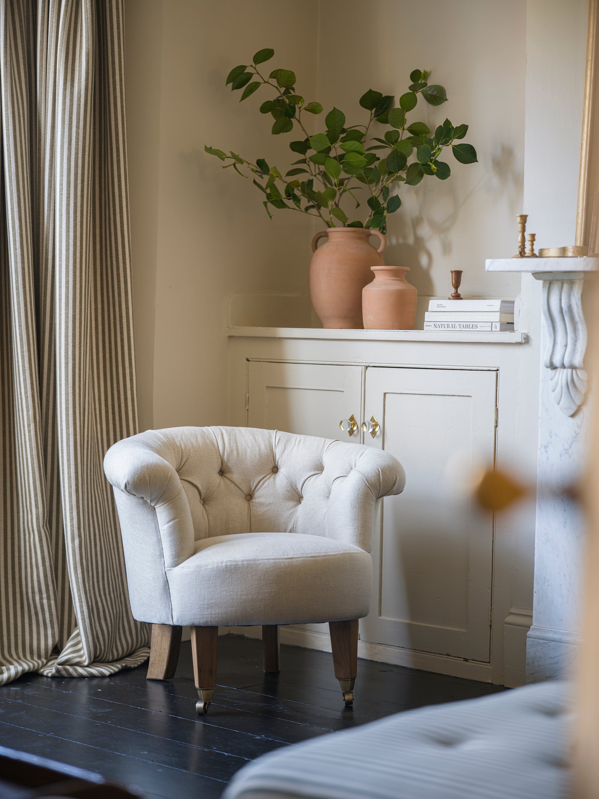 The Traditionalist Chair