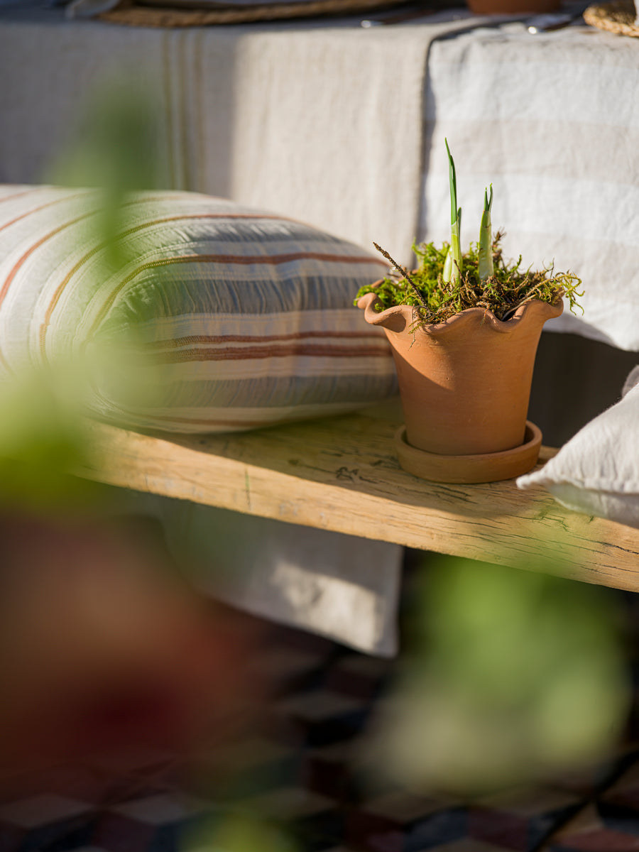 The Frilly Plant Pot