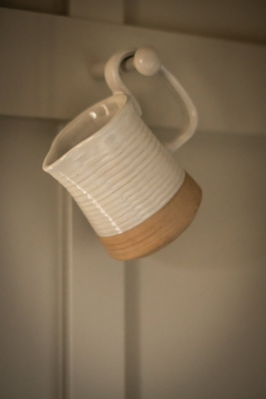 Stoneware Kulampu Jug | Milk White