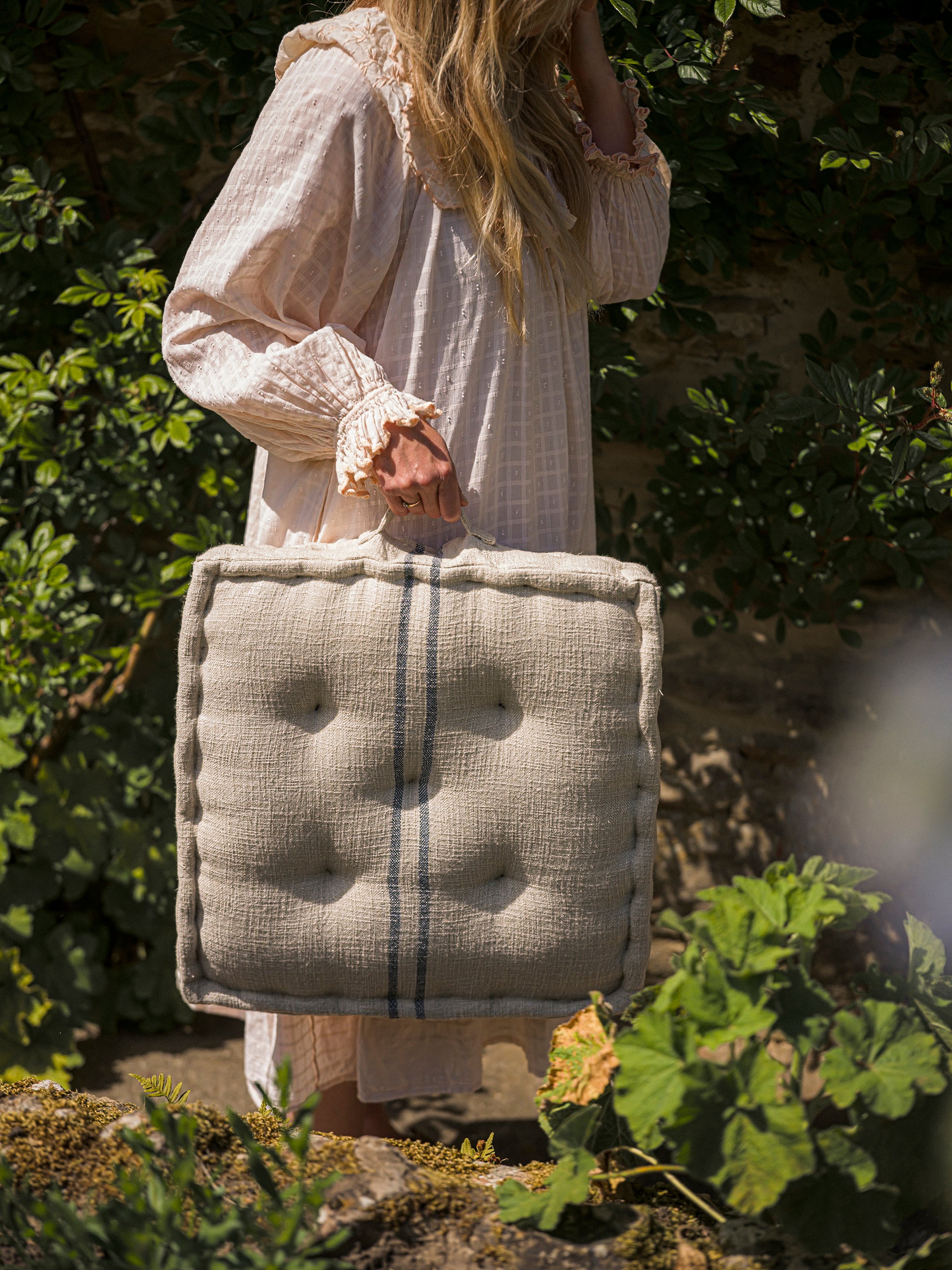 Timeless Linen Carry Seat | Blue