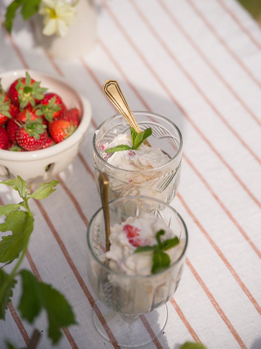 Handblown Glass Tumbler 250ml - Scalloped