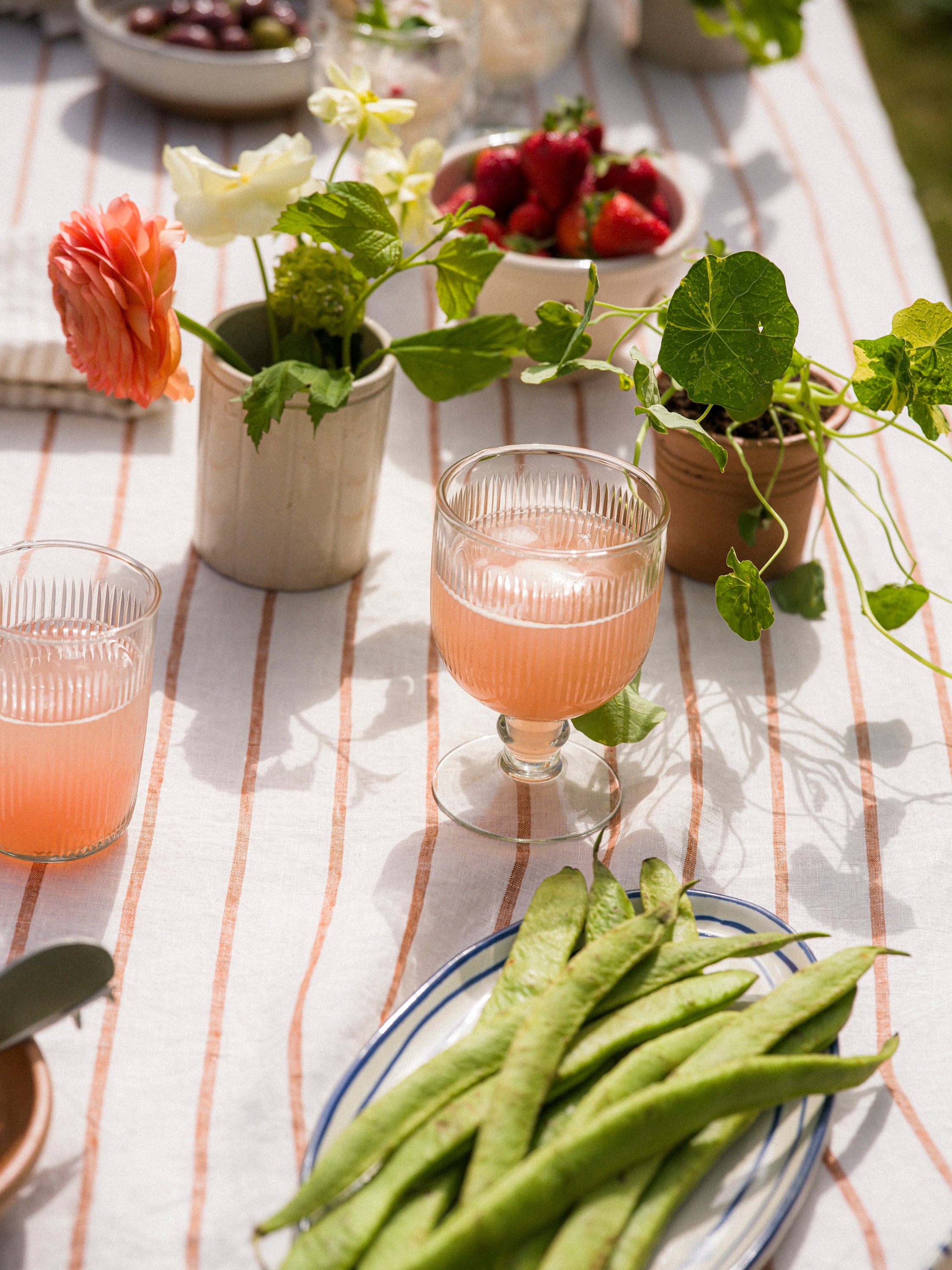 Handblown Water Glass 300ml - Reeded