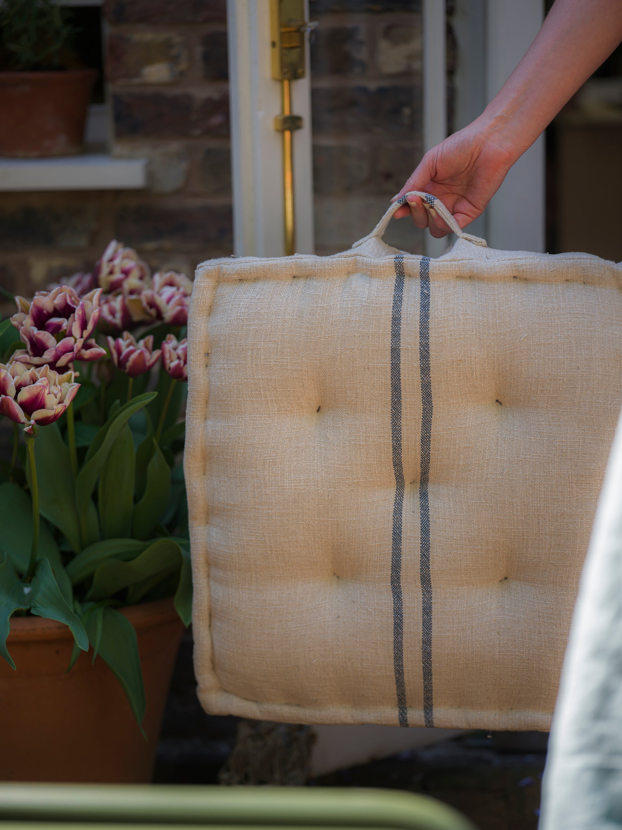 Timeless Linen Carry Seat | Blue
