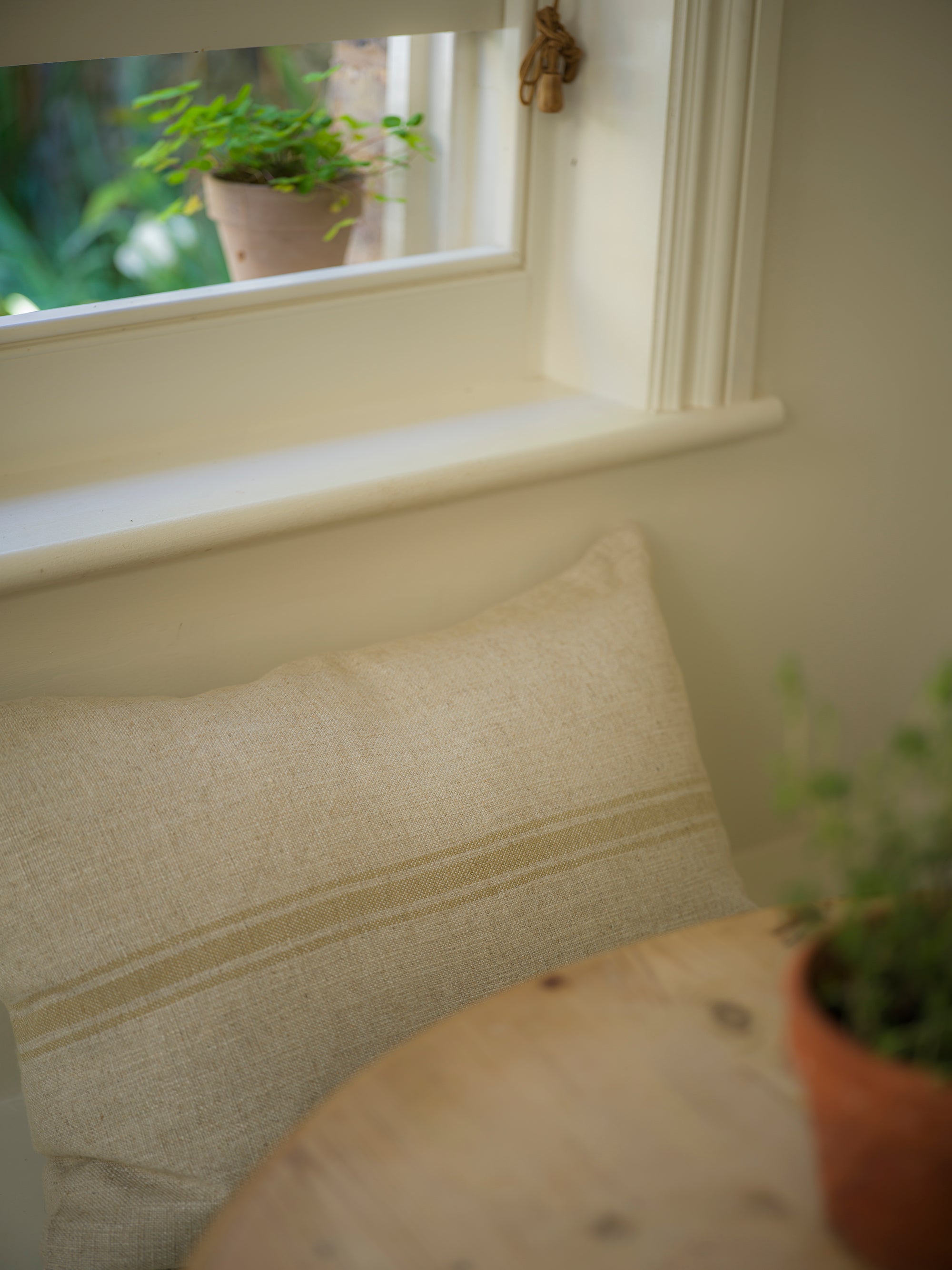 Petite Carbis Bay 3 stripe Cushion | Antique Cream