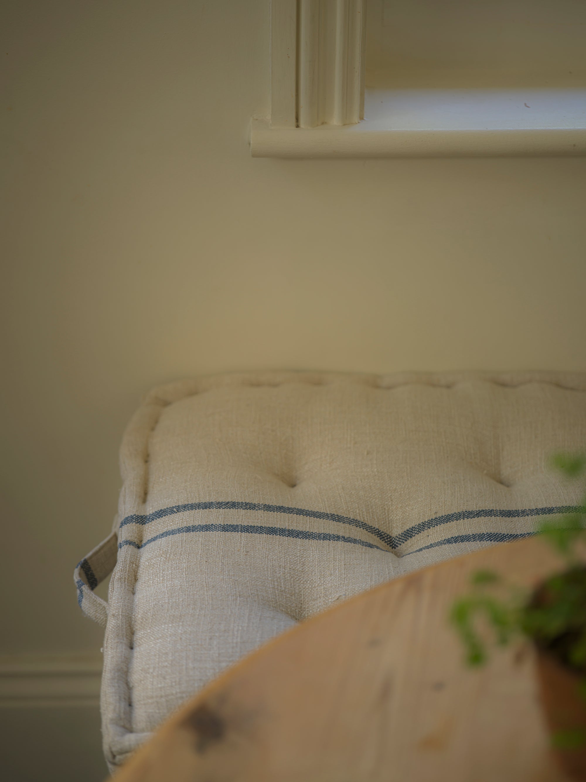 Timeless Linen Carry Seat | Blue